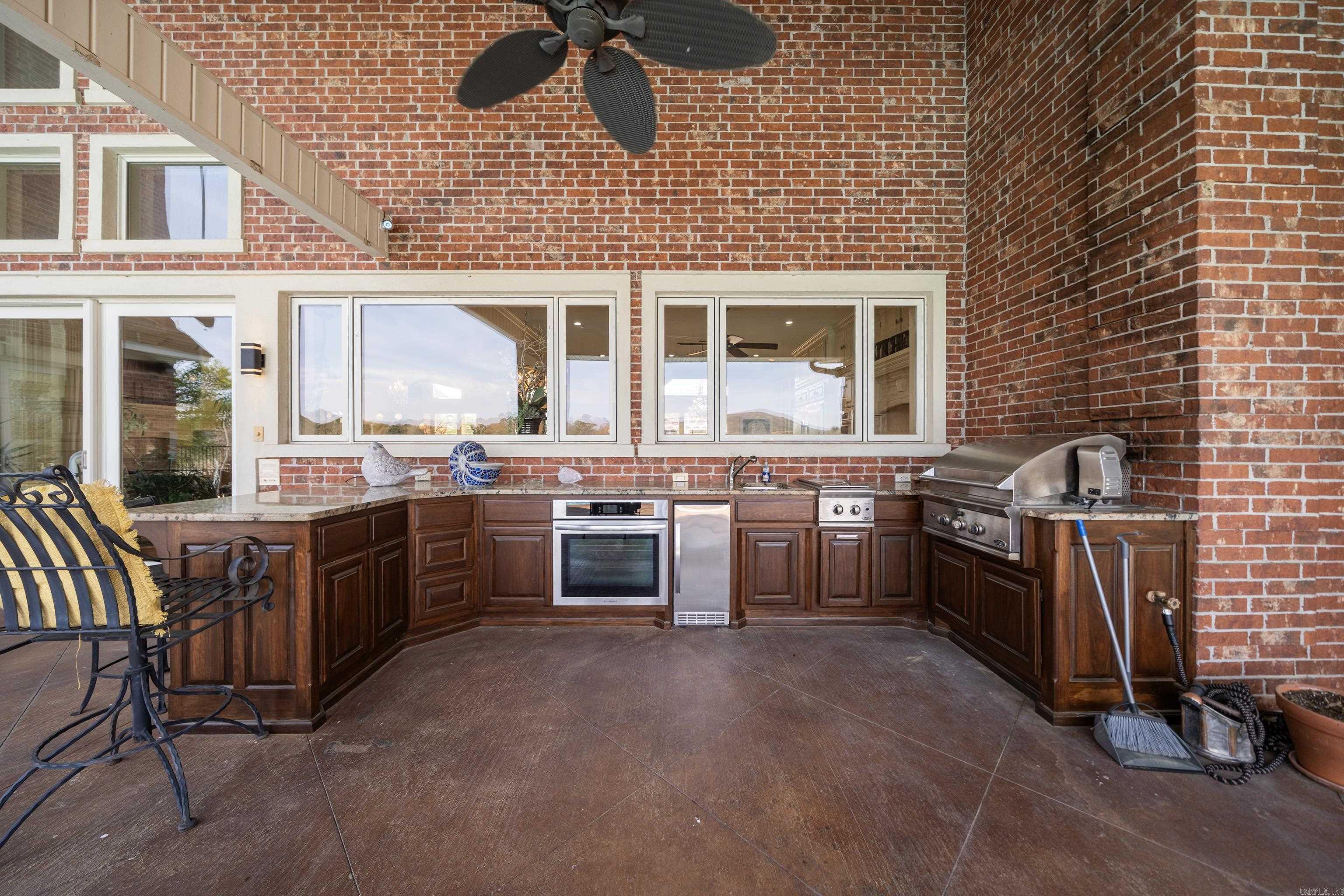 160 Cougar  Hot Springs, AR