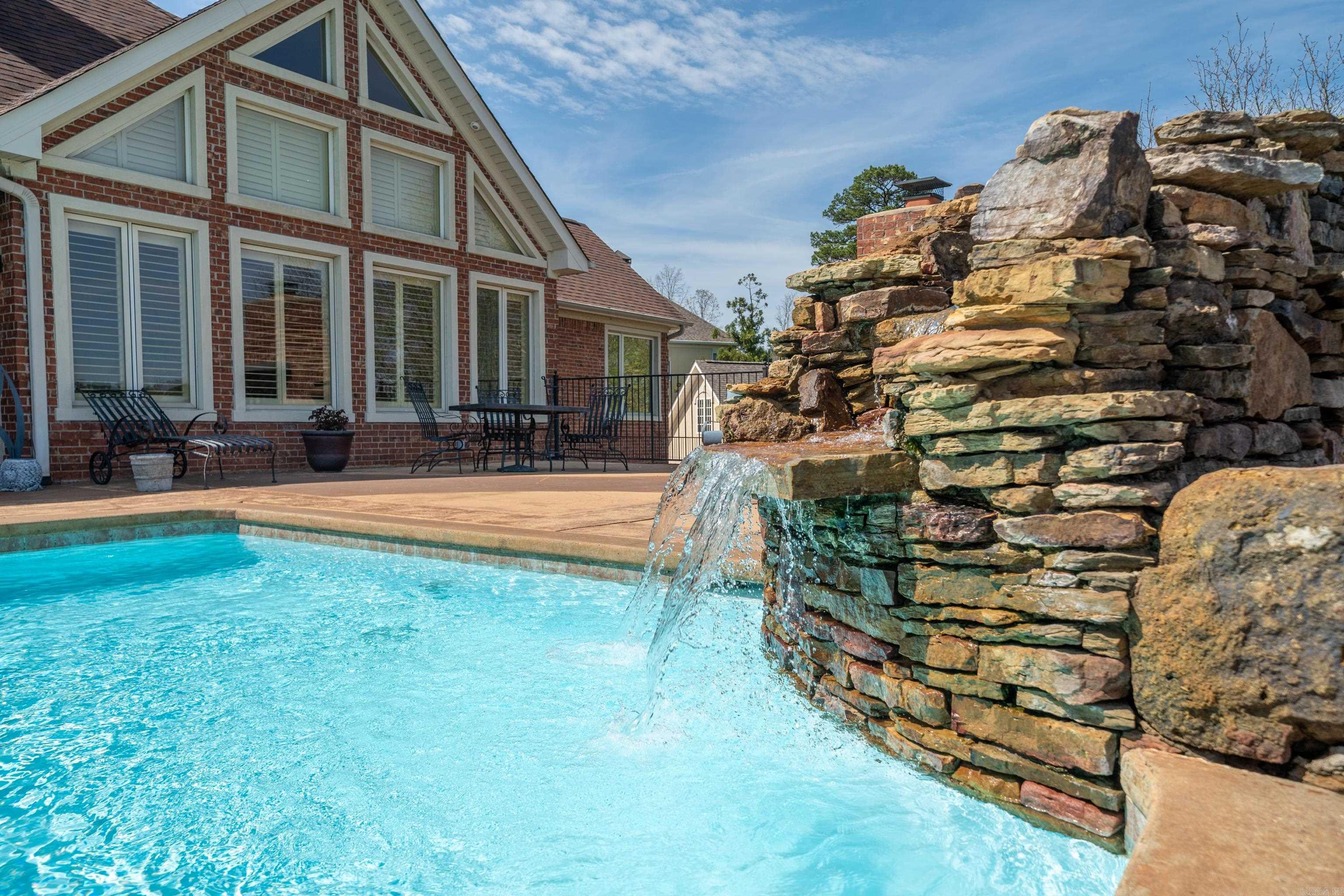 160 Cougar  Hot Springs, AR