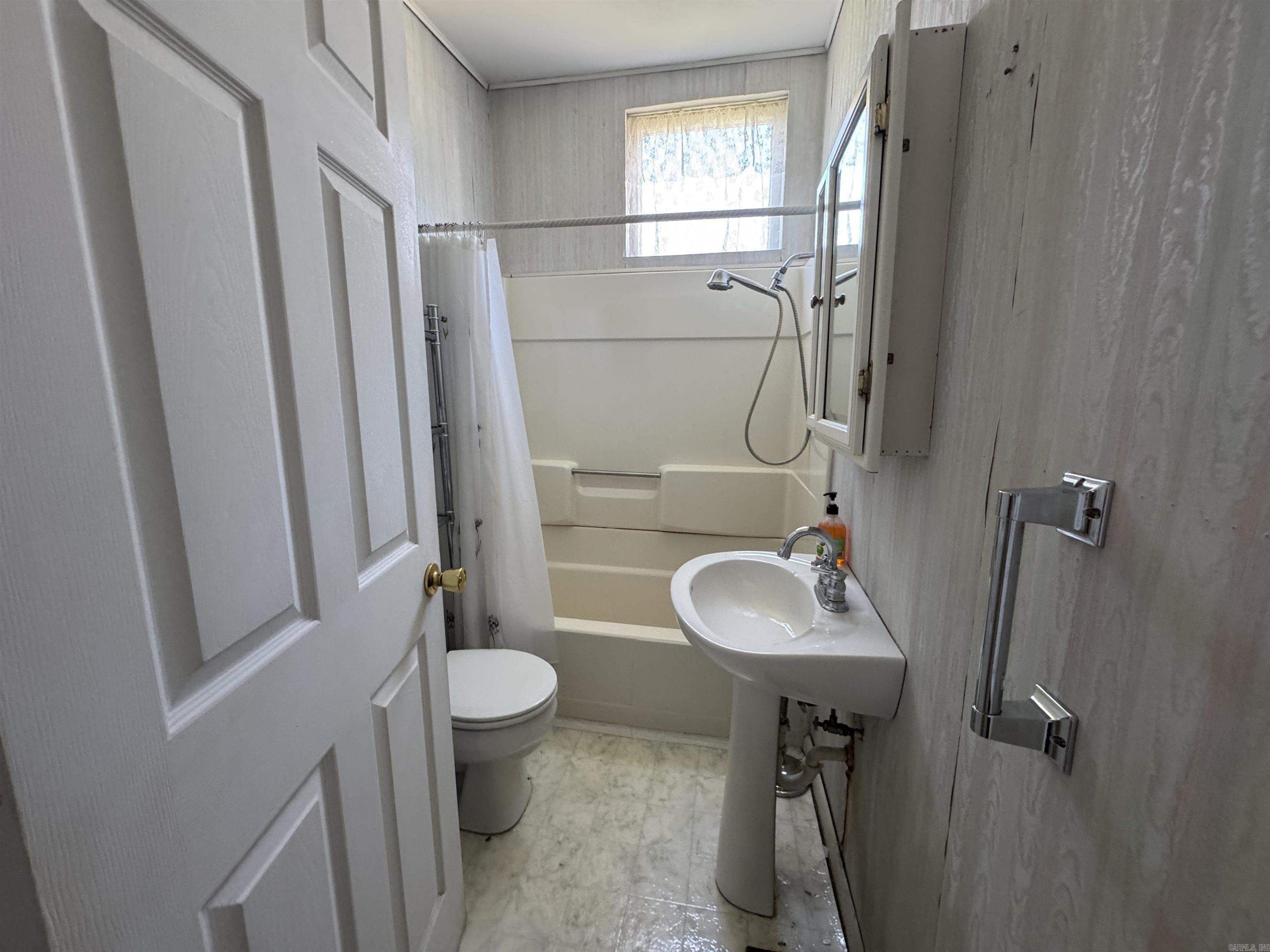 124 W Sullenberger  Malvern, AR