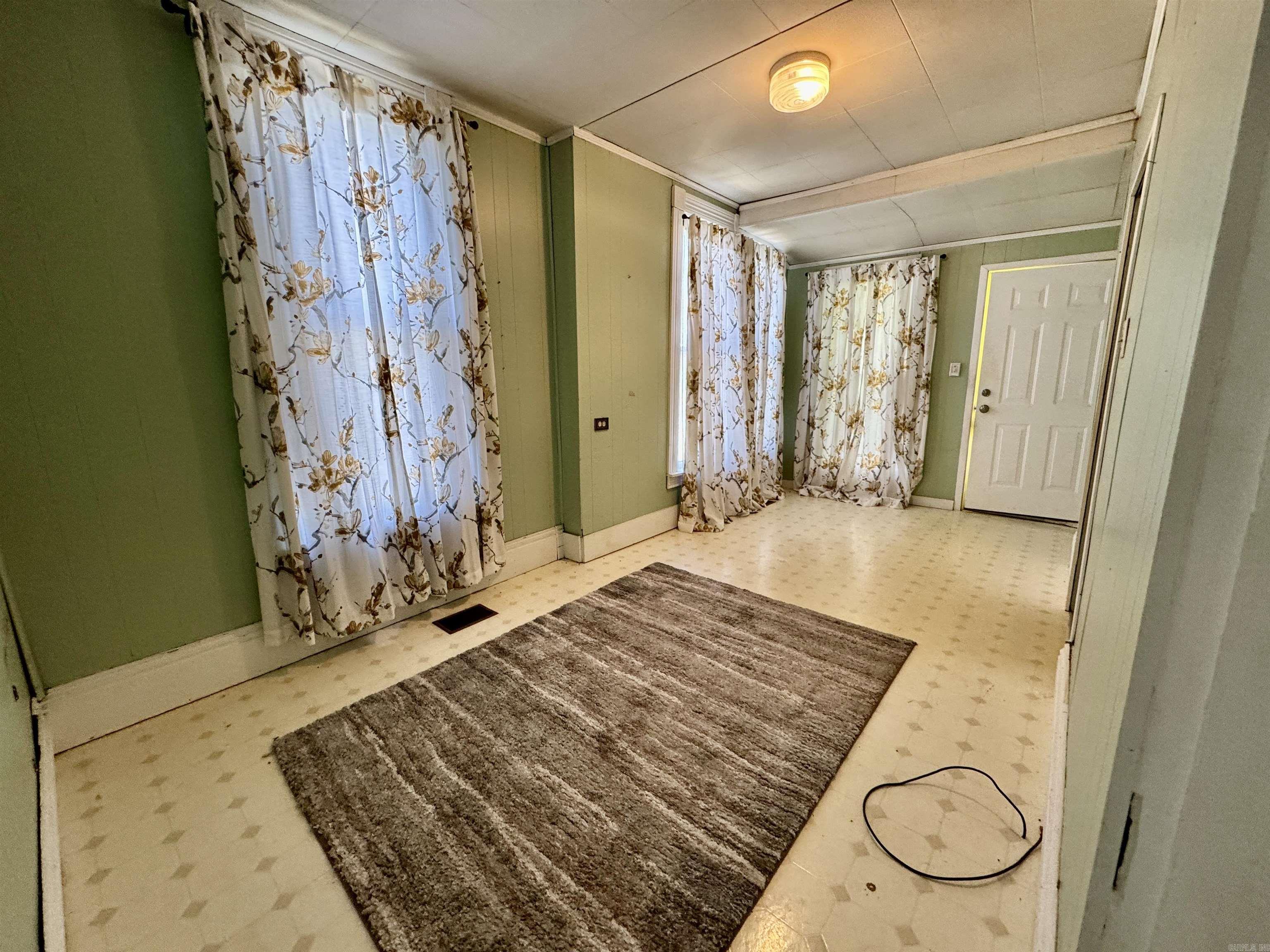 124 W Sullenberger  Malvern, AR