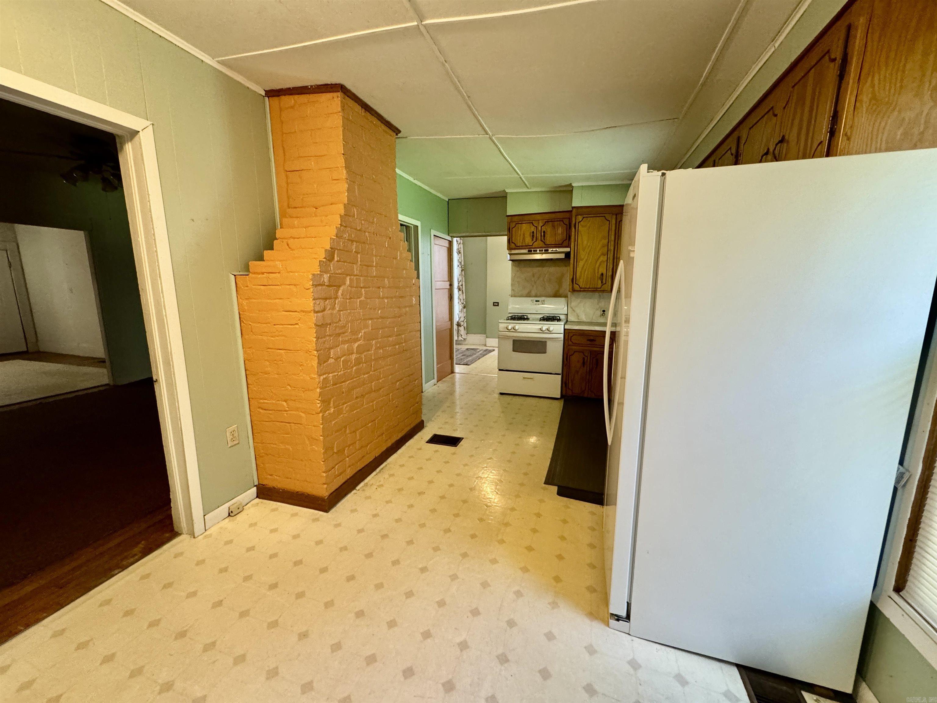 124 W Sullenberger  Malvern, AR