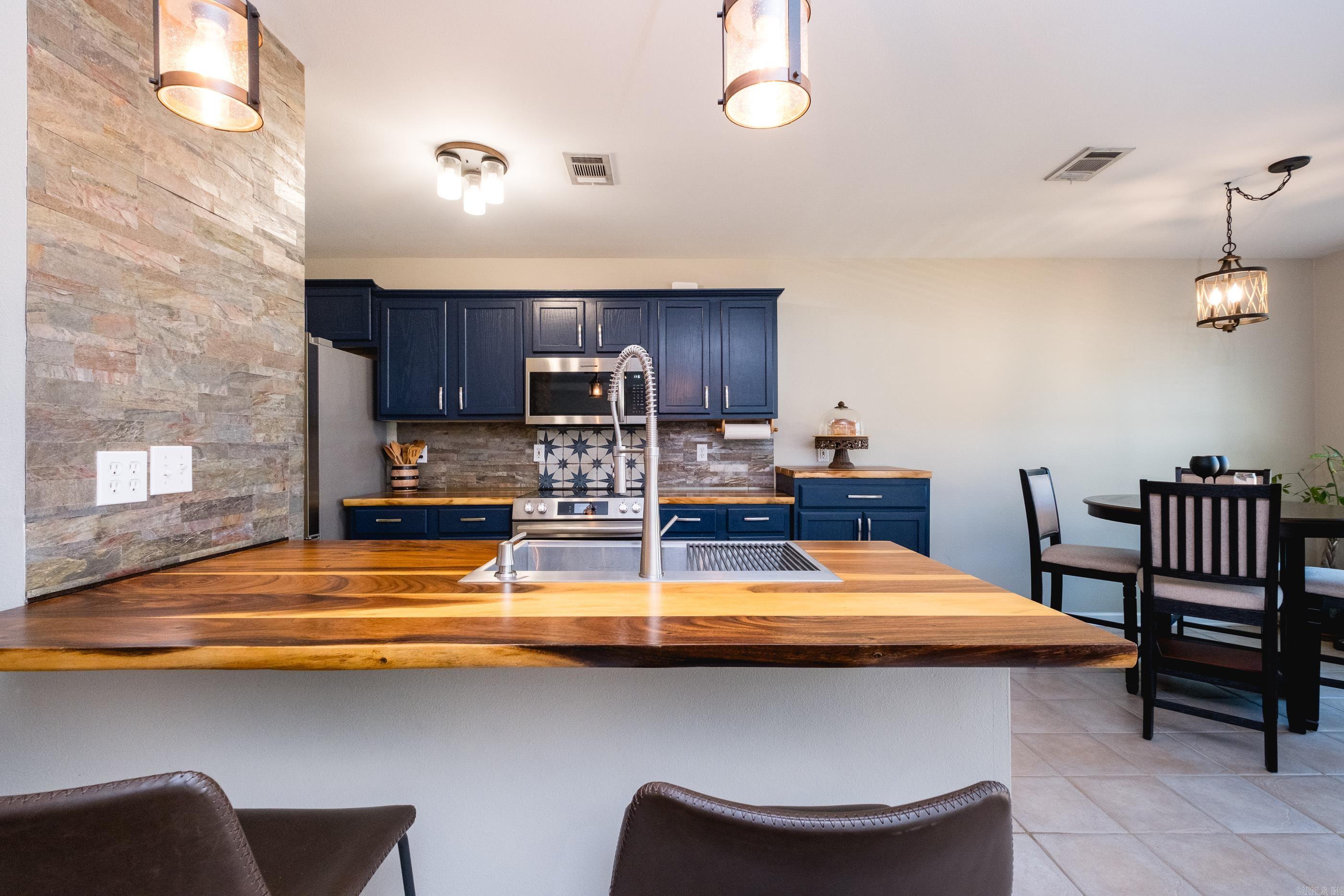 213 Greenwood  Sherwood, AR