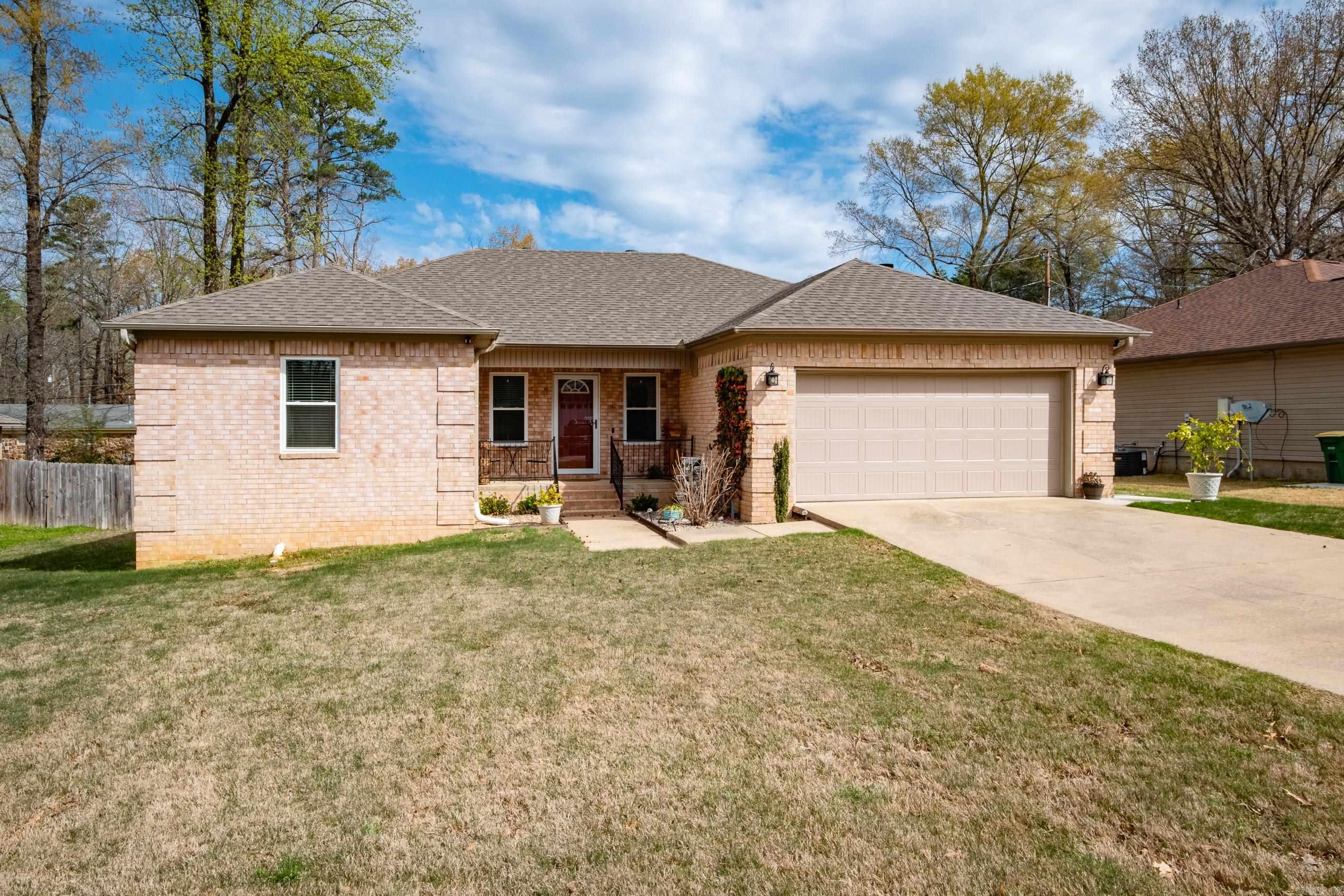 213 Greenwood  Sherwood, AR
