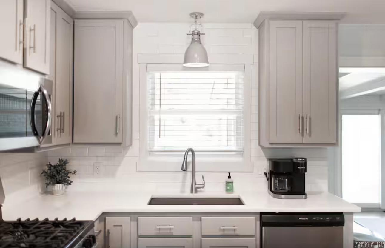 39 Plantation Drive Little Rock, AR 72206