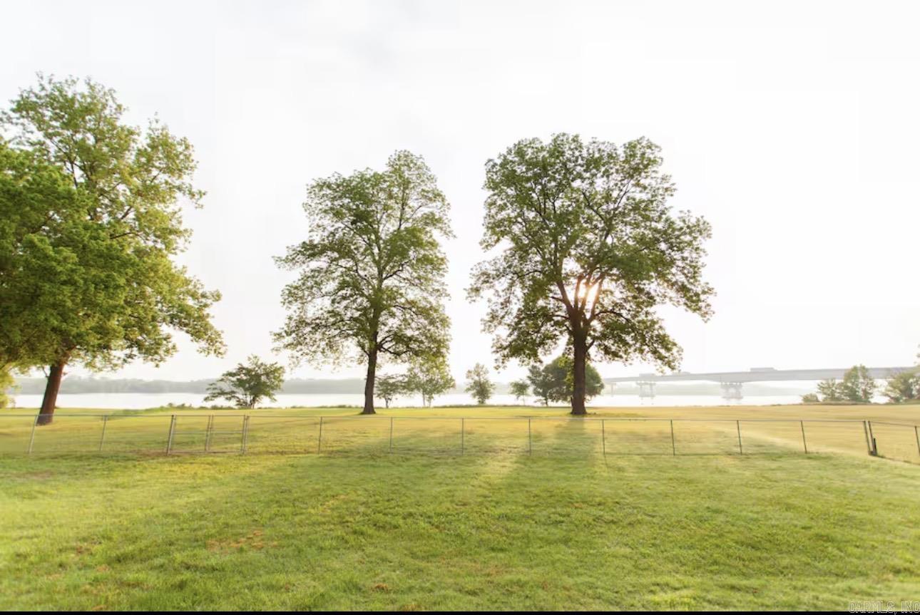 39 Plantation Drive Little Rock, AR 72206