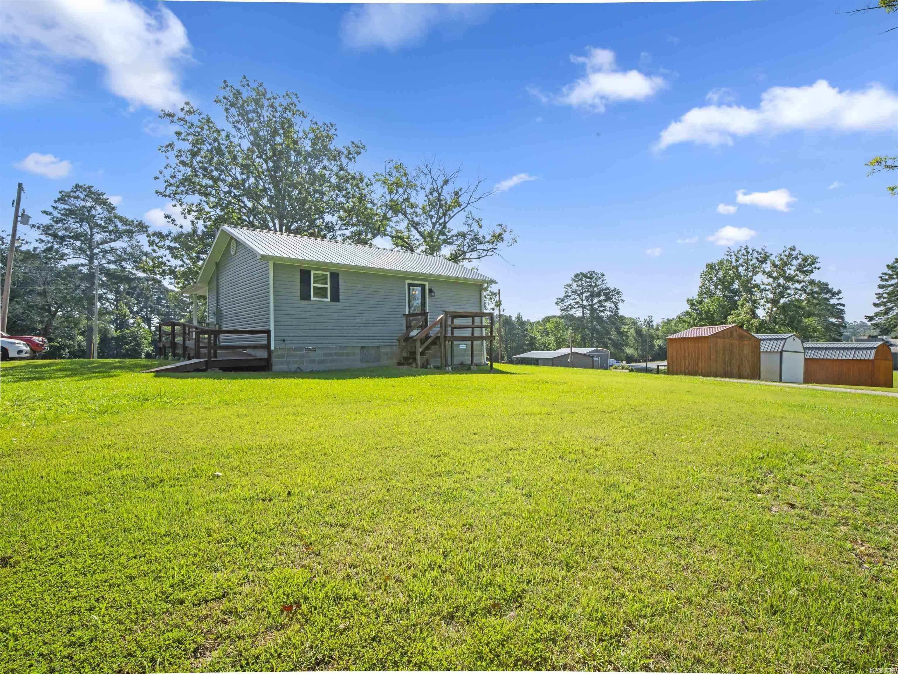 6973 Highway 7  Bismarck, AR