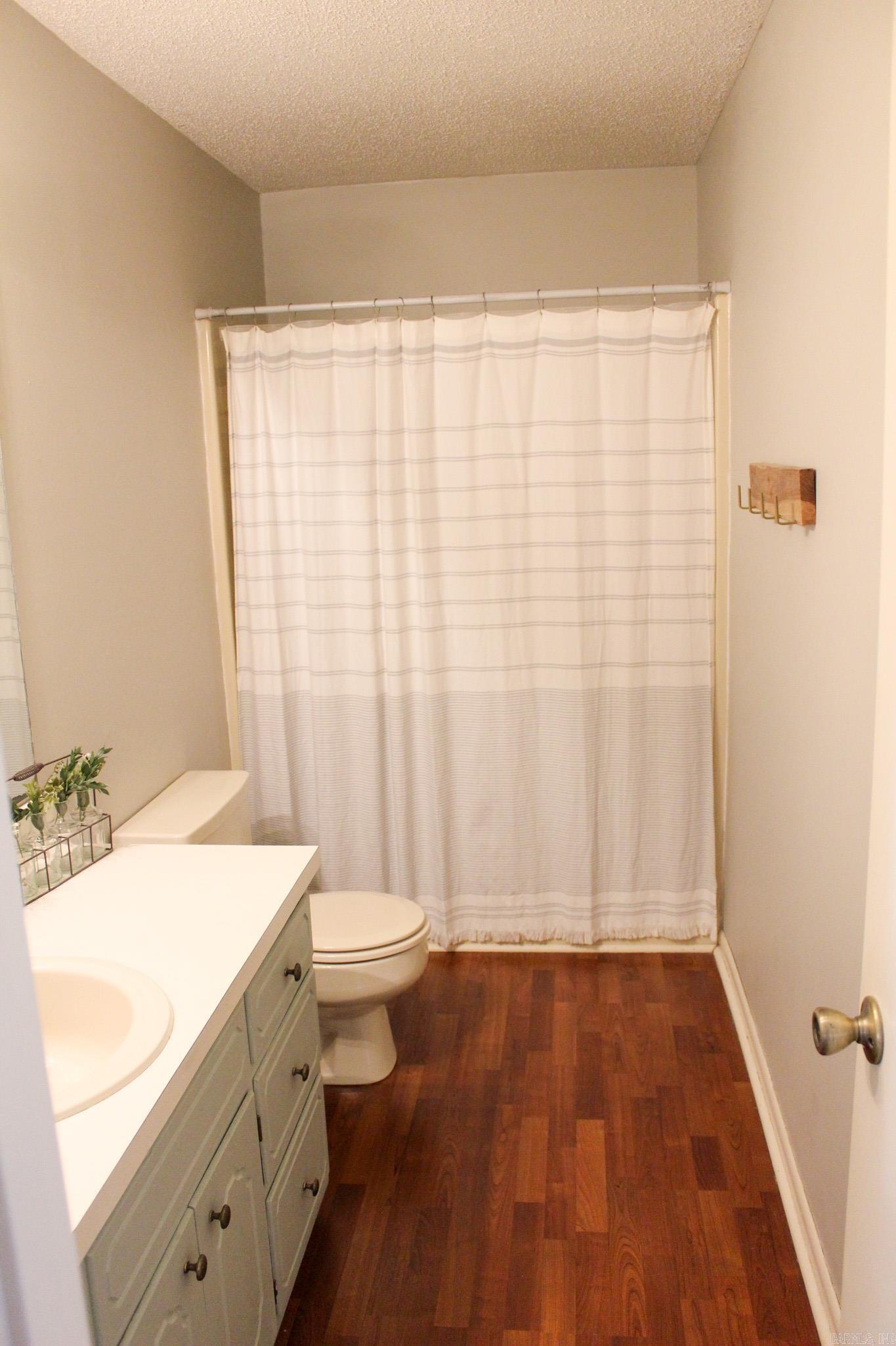 8 Robbye  Searcy, AR