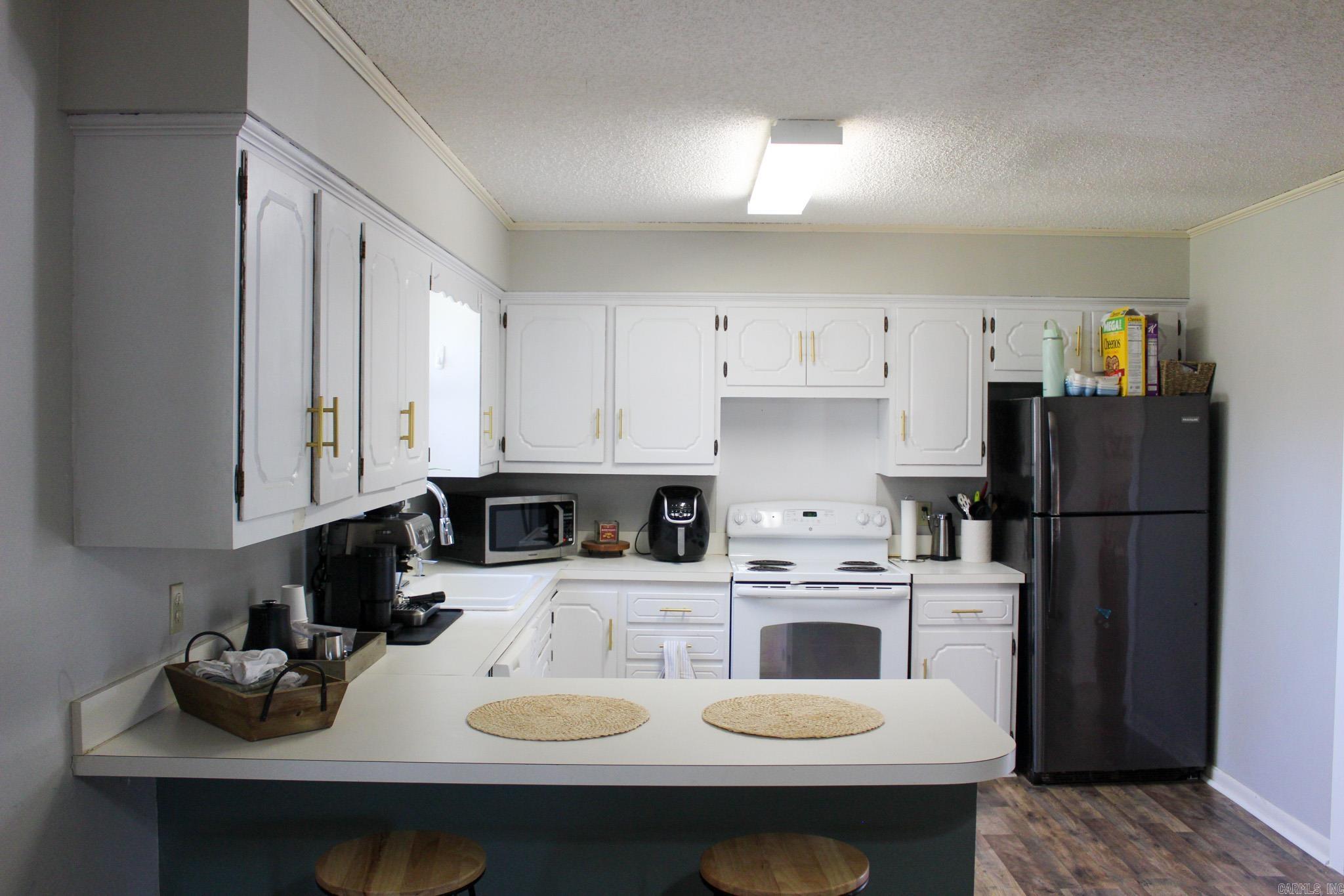 8 Robbye  Searcy, AR