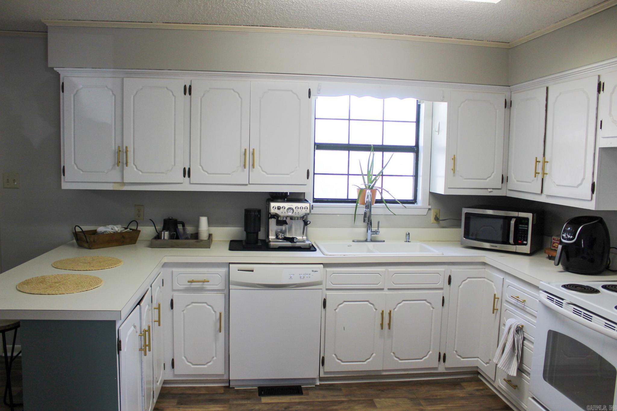 8 Robbye  Searcy, AR