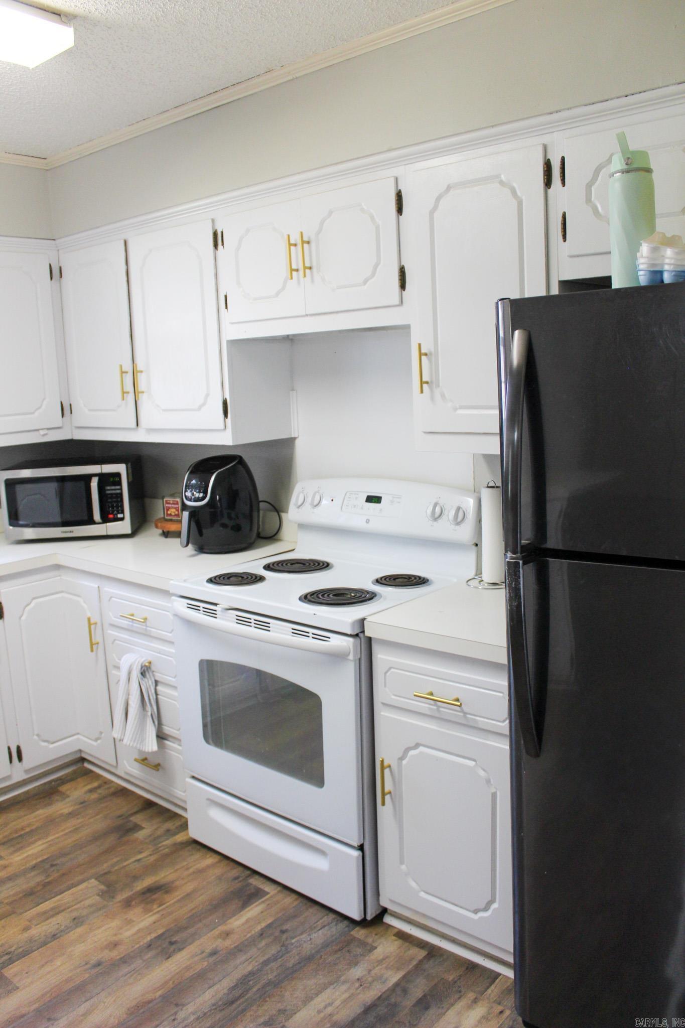 8 Robbye  Searcy, AR