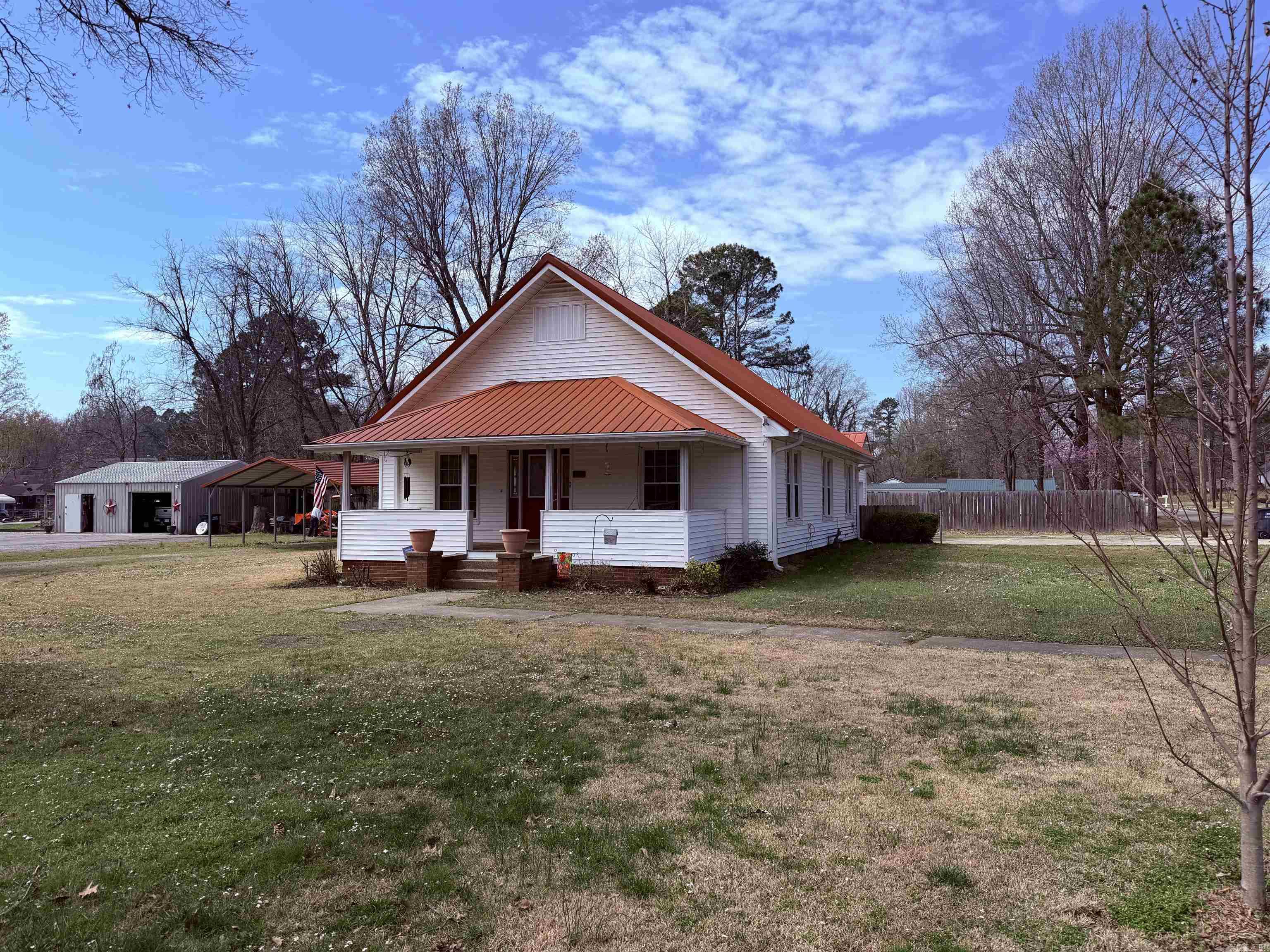 217 S 12th  Piggott, AR