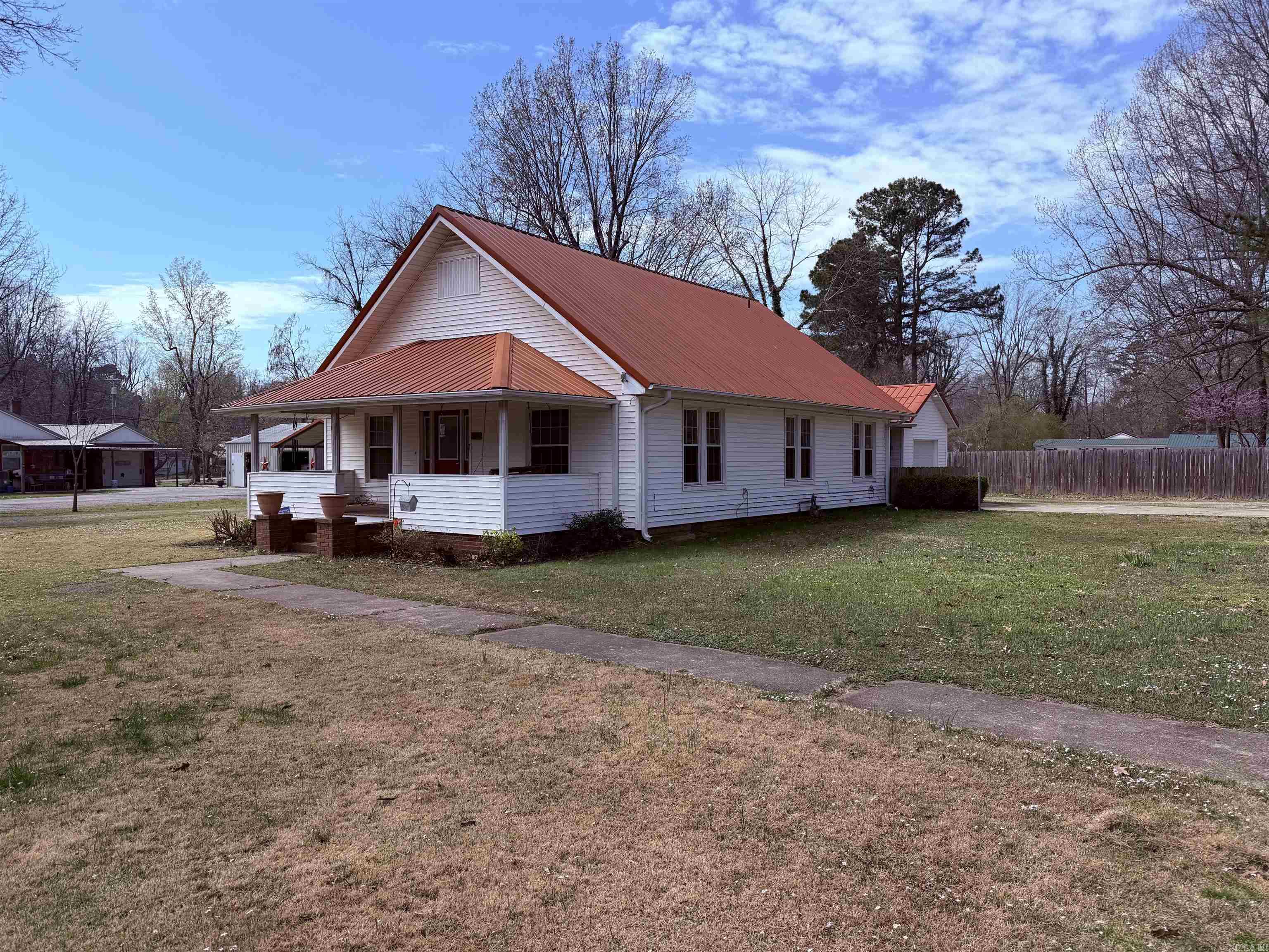 217 S 12th  Piggott, AR