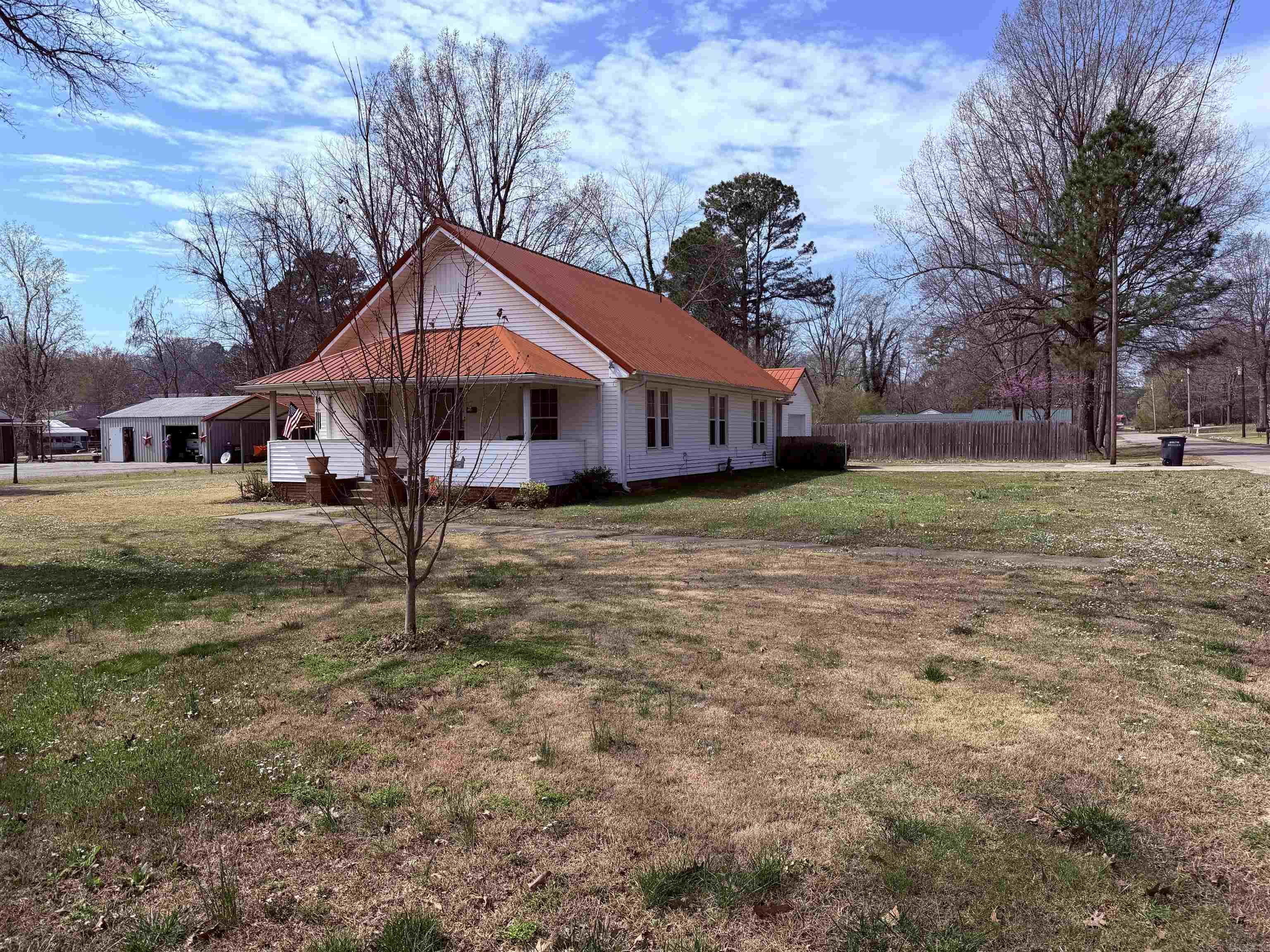 217 S 12th  Piggott, AR