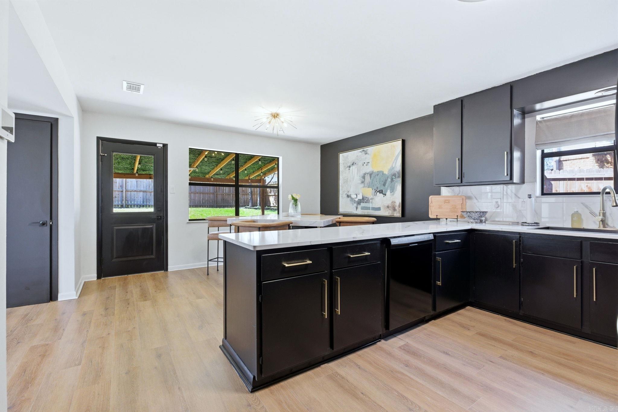 8 Willow Oak  Little Rock, AR