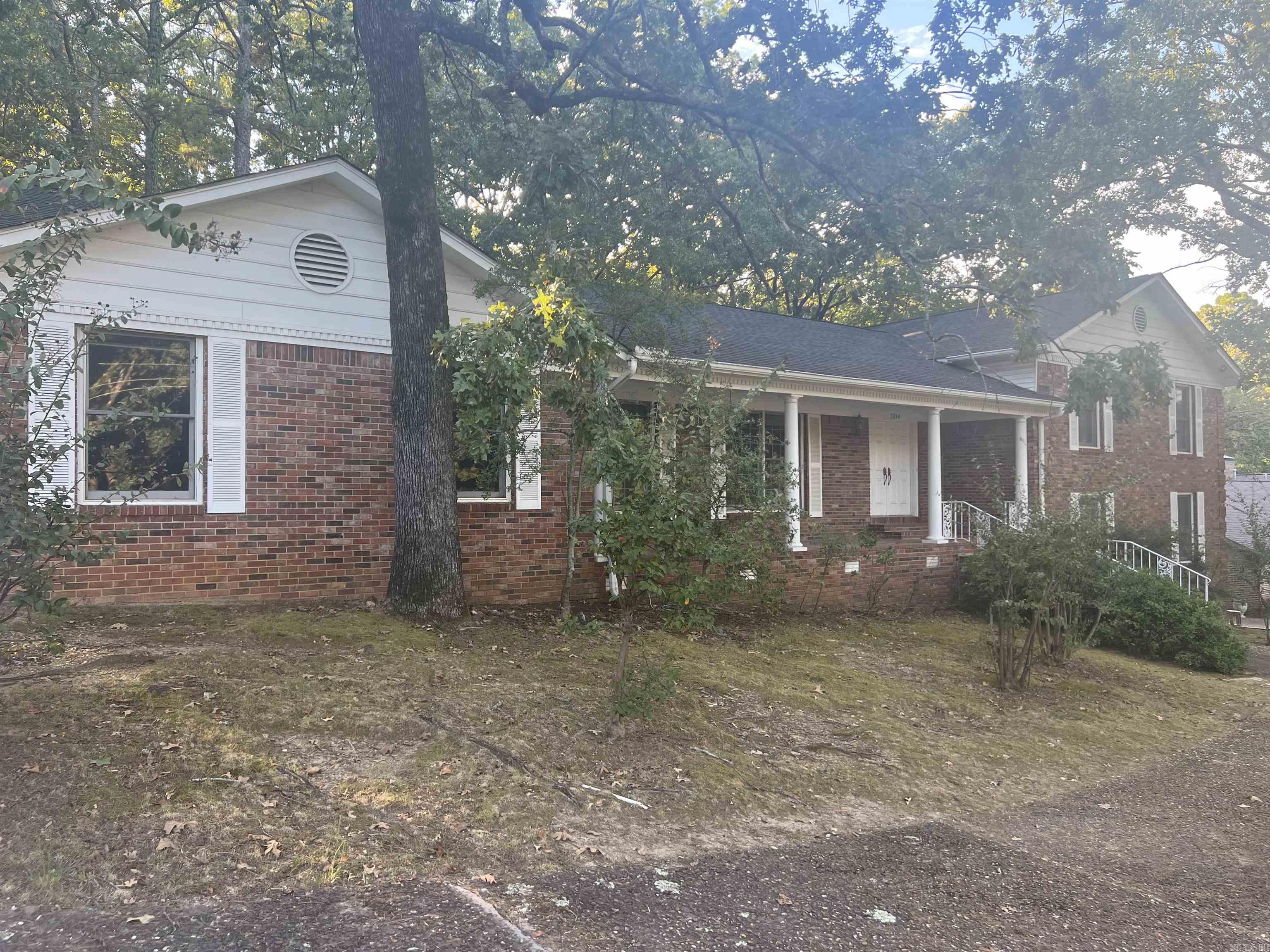 3214 N Rodney Paraham  Little Rock, AR