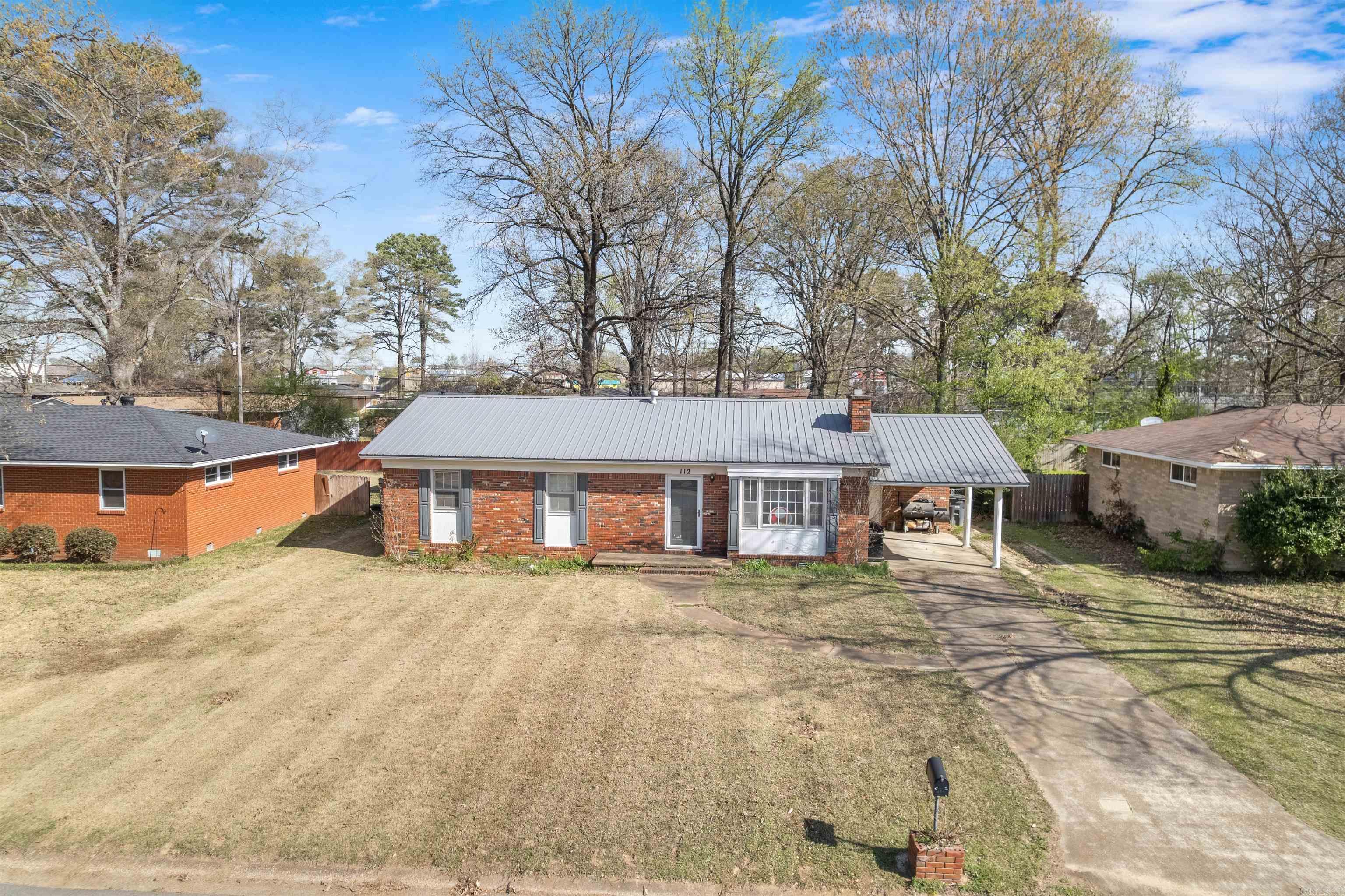 112 Cloverdale  Searcy, AR