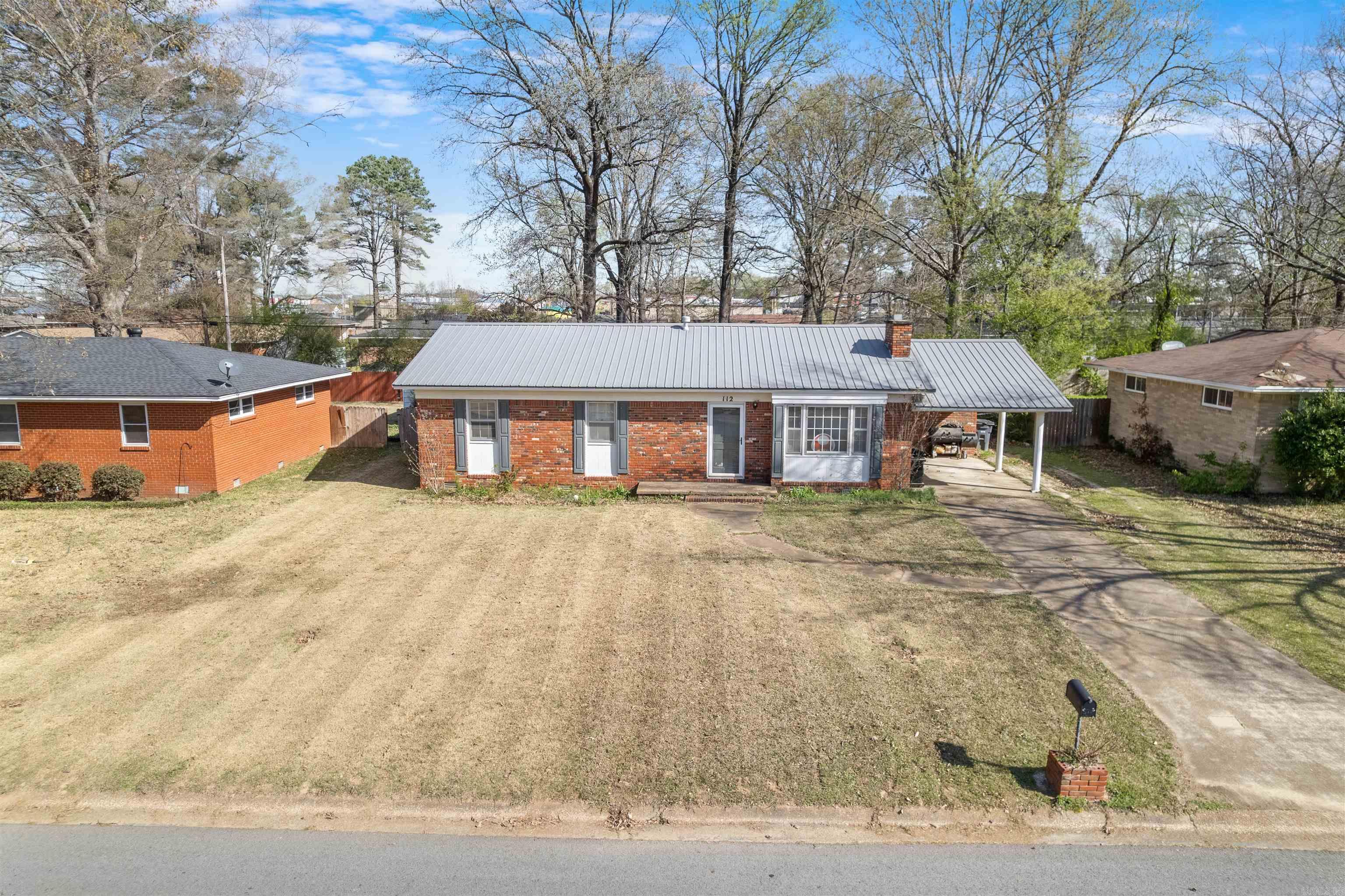 112 Cloverdale  Searcy, AR