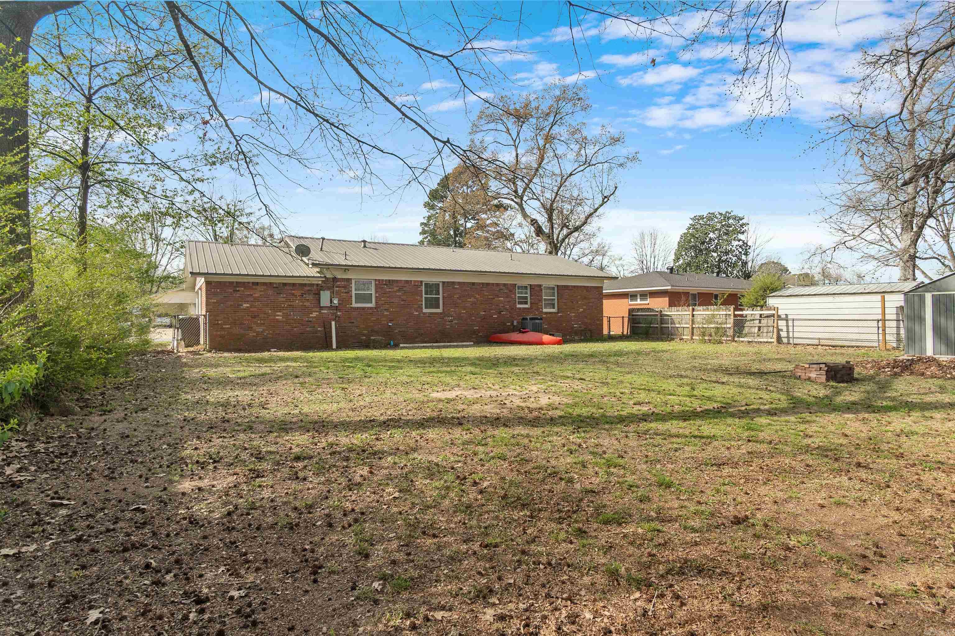 112 Cloverdale  Searcy, AR