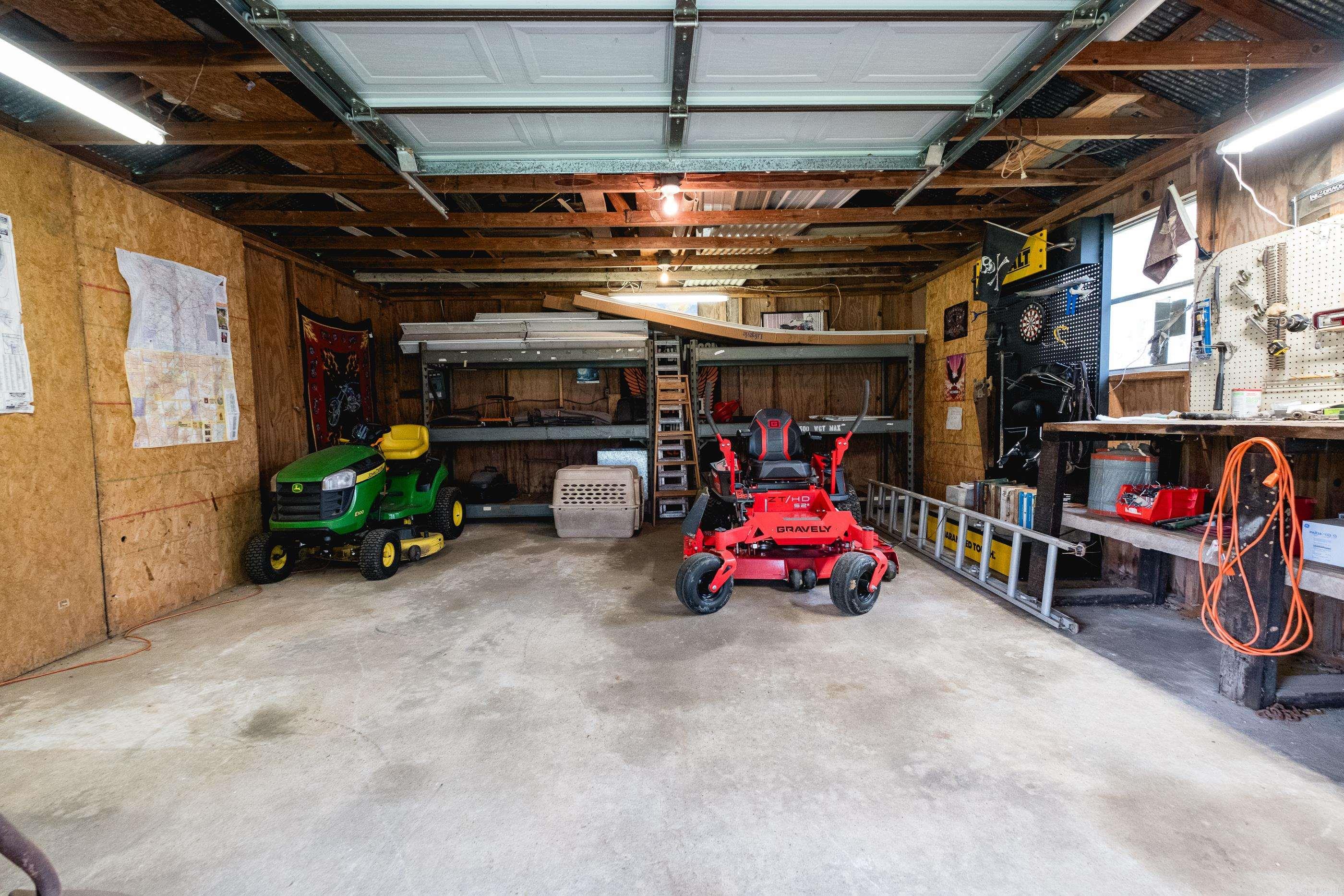 6700 Forrest Oak  Pine Bluff, AR