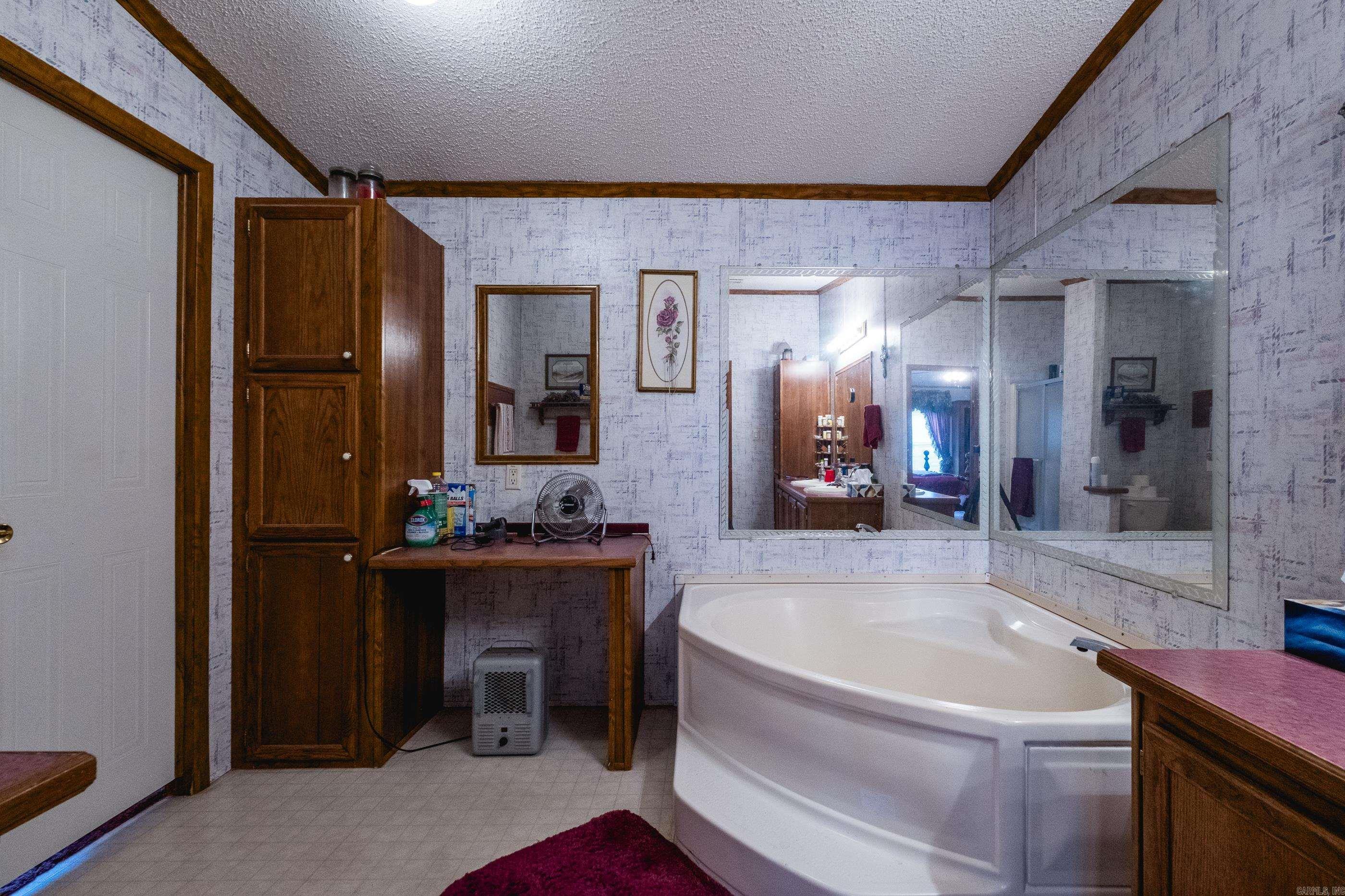 6700 Forrest Oak  Pine Bluff, AR