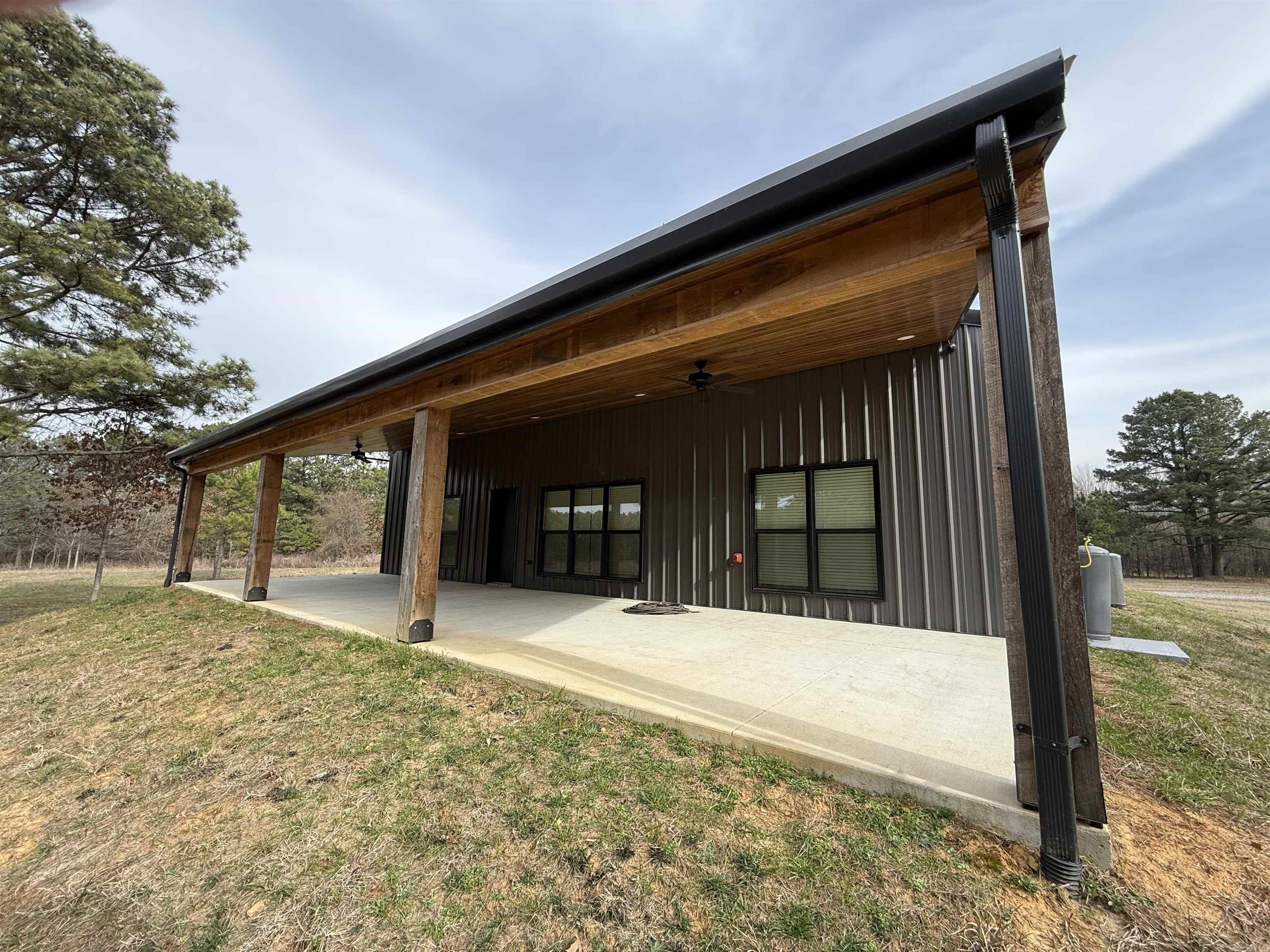 961 Jones Island Rd.  Georgetown, AR