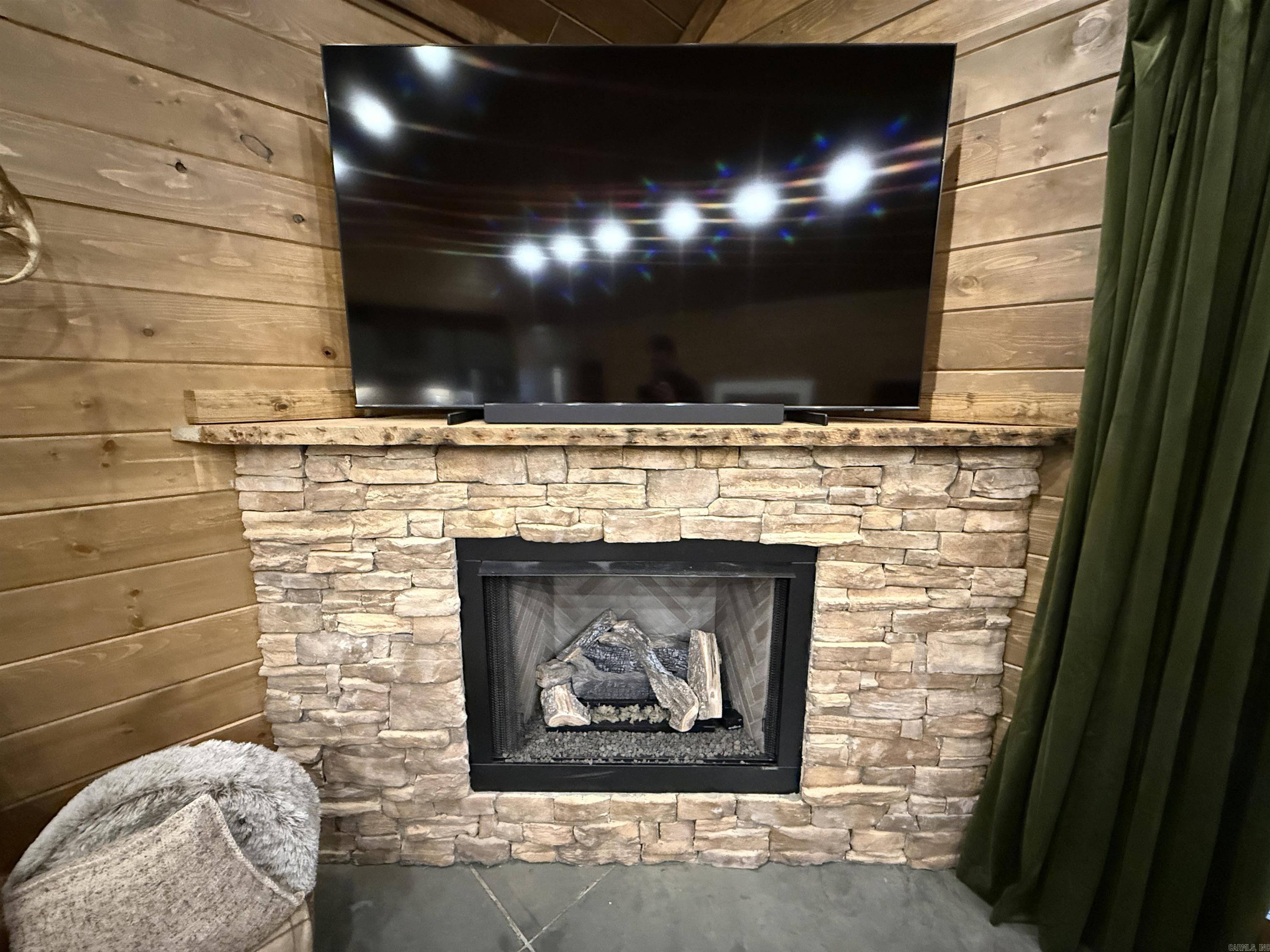 961 Jones Island Rd.  Georgetown, AR