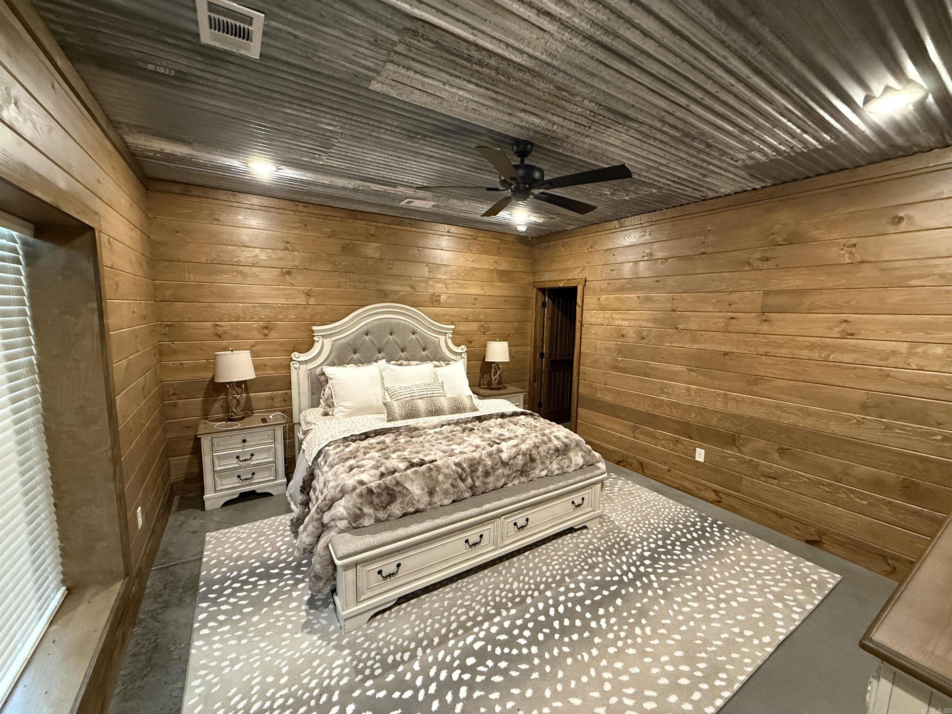 961 Jones Island Rd.  Georgetown, AR