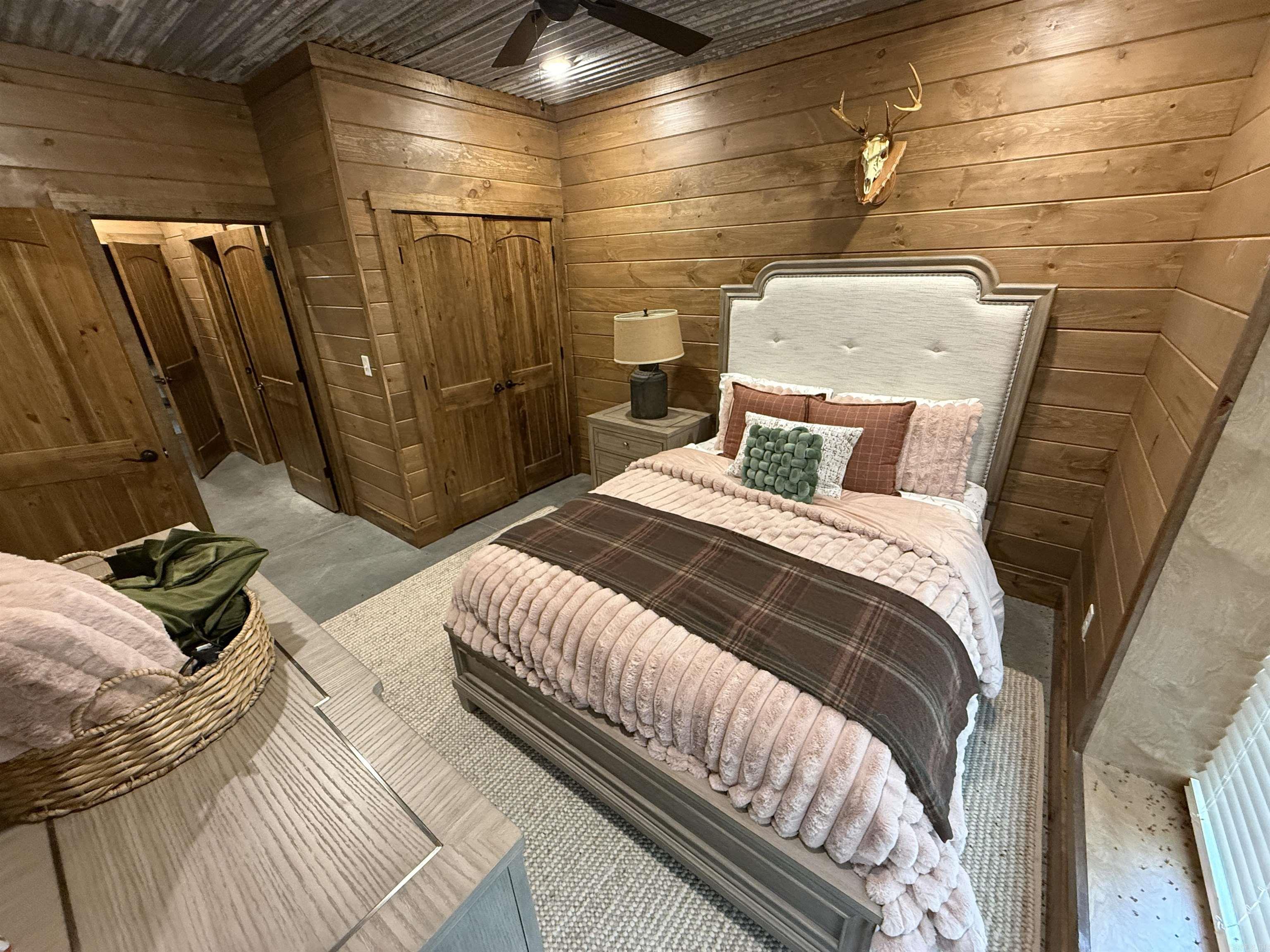 961 Jones Island Rd.  Georgetown, AR