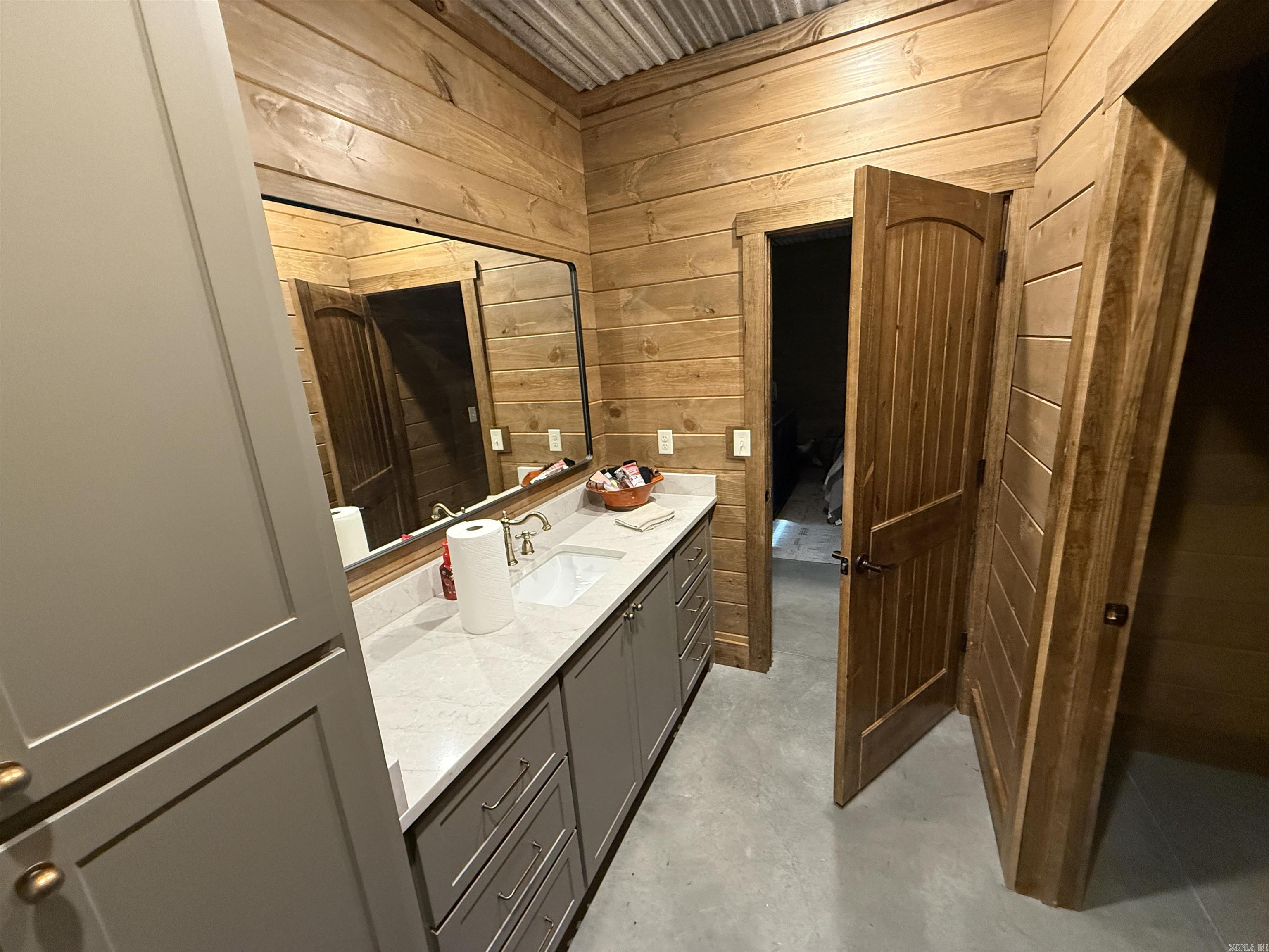 961 Jones Island Rd.  Georgetown, AR