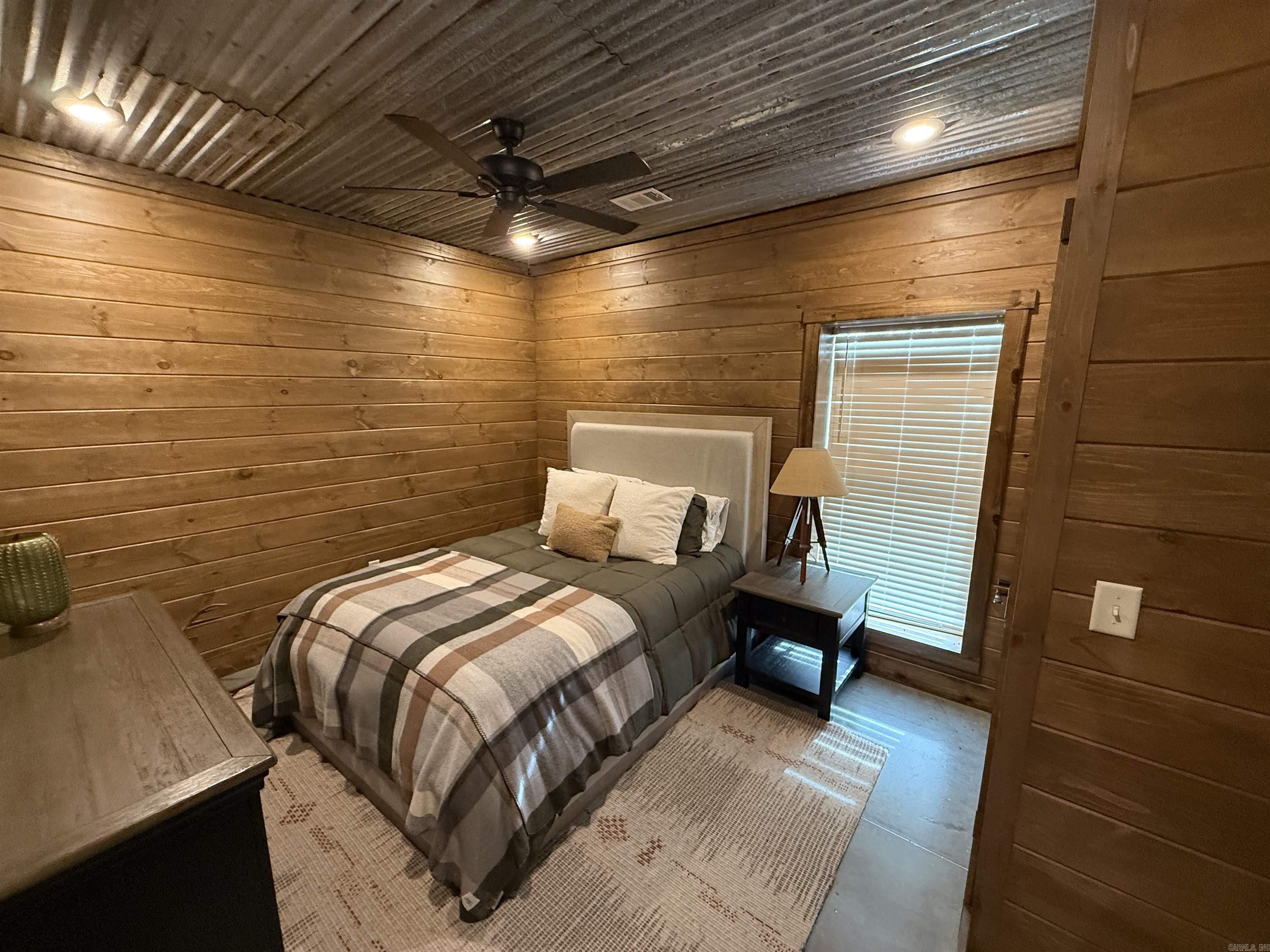 961 Jones Island Rd.  Georgetown, AR