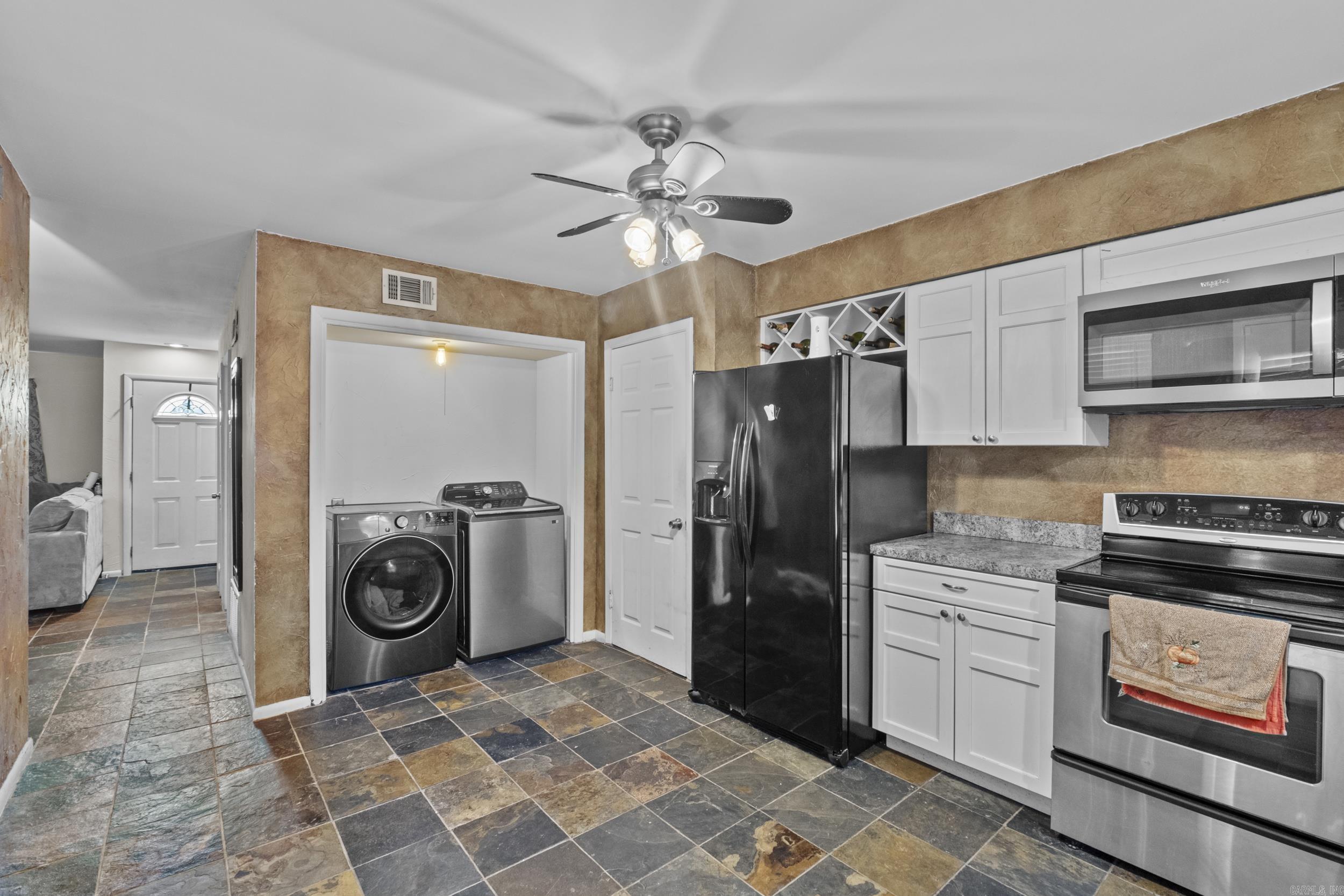 2001 Reservoir Road #22  Little Rock, AR