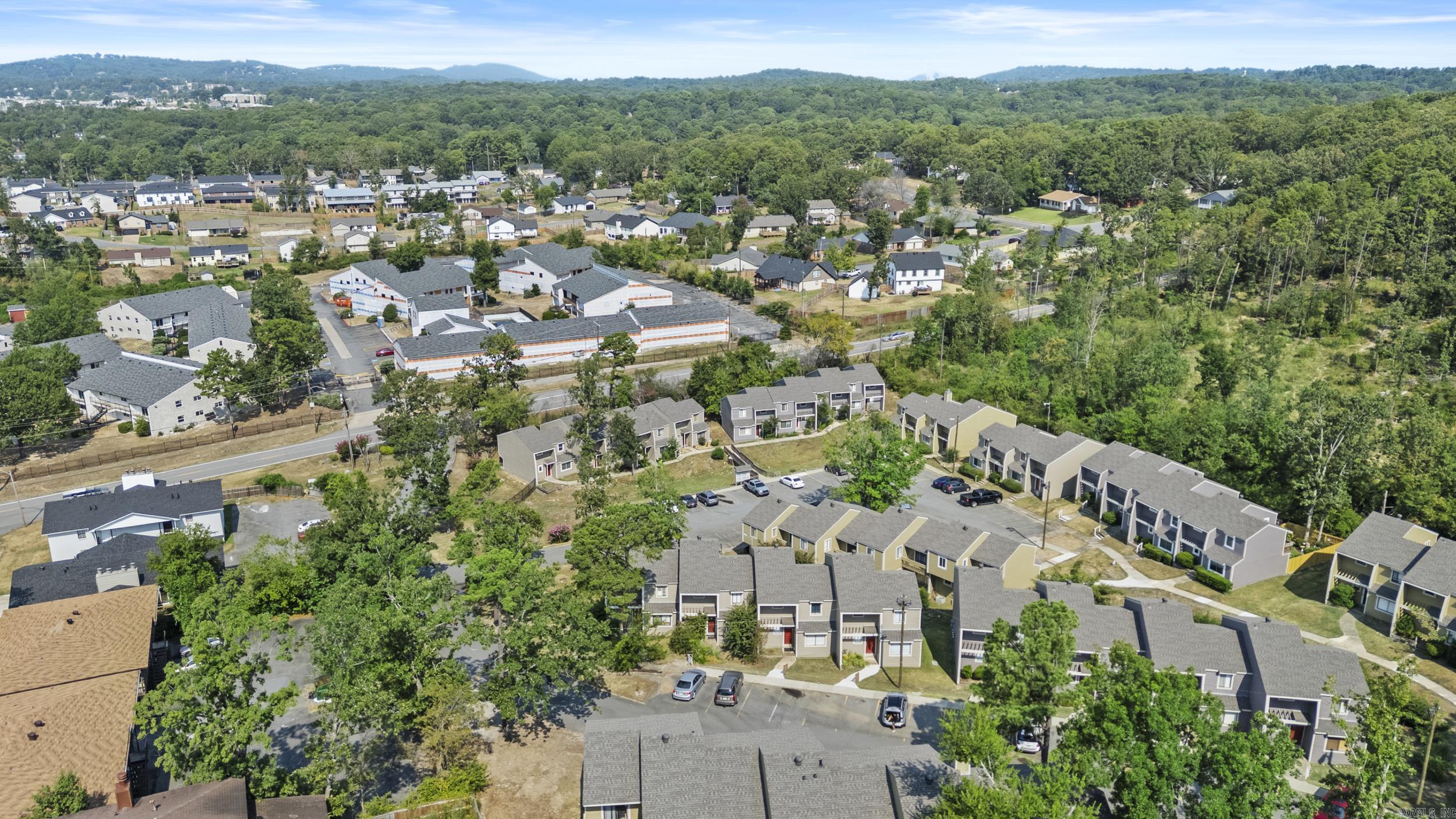 2001 Reservoir Road #22  Little Rock, AR