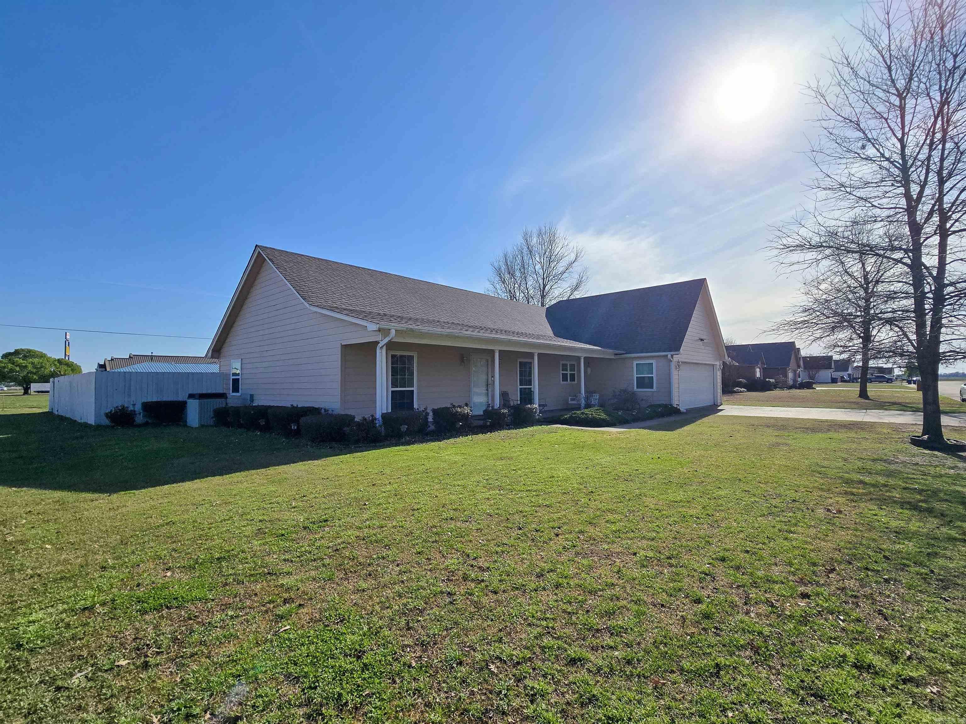 215 Cypress  Marked Tree, AR