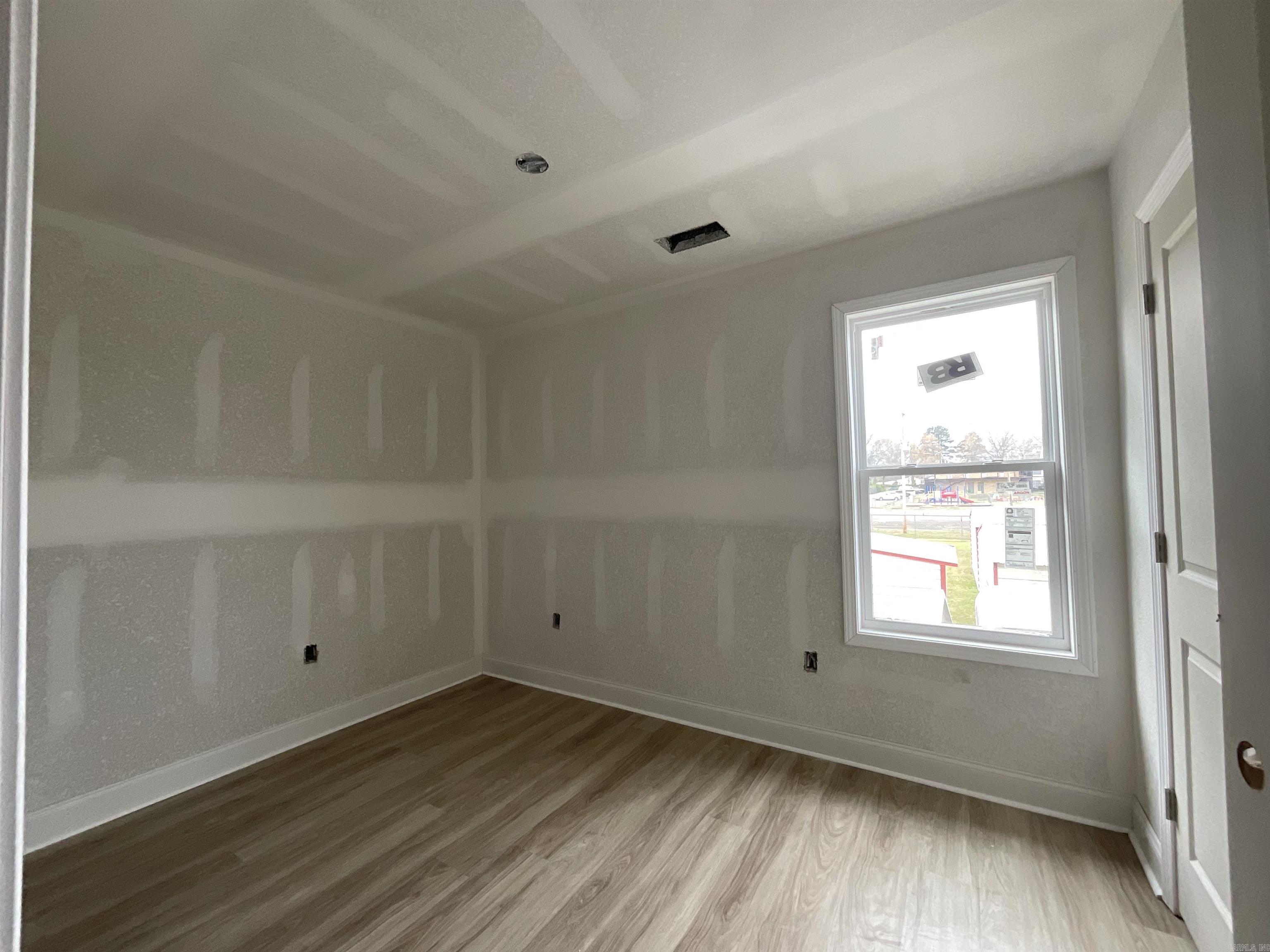 409 & 411 E Center  Jacksonville, AR