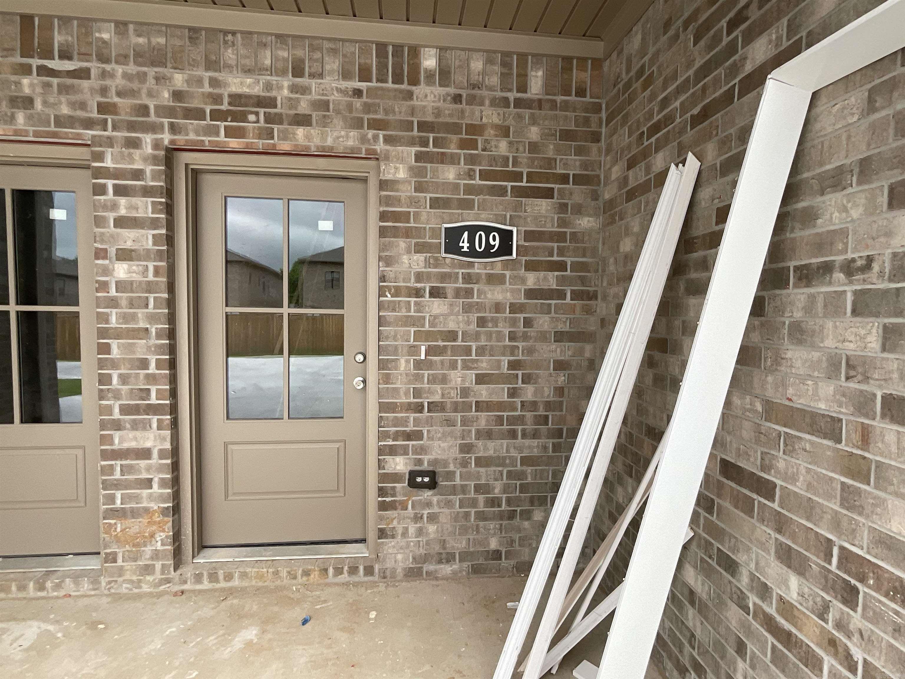 409 & 411 E Center  Jacksonville, AR