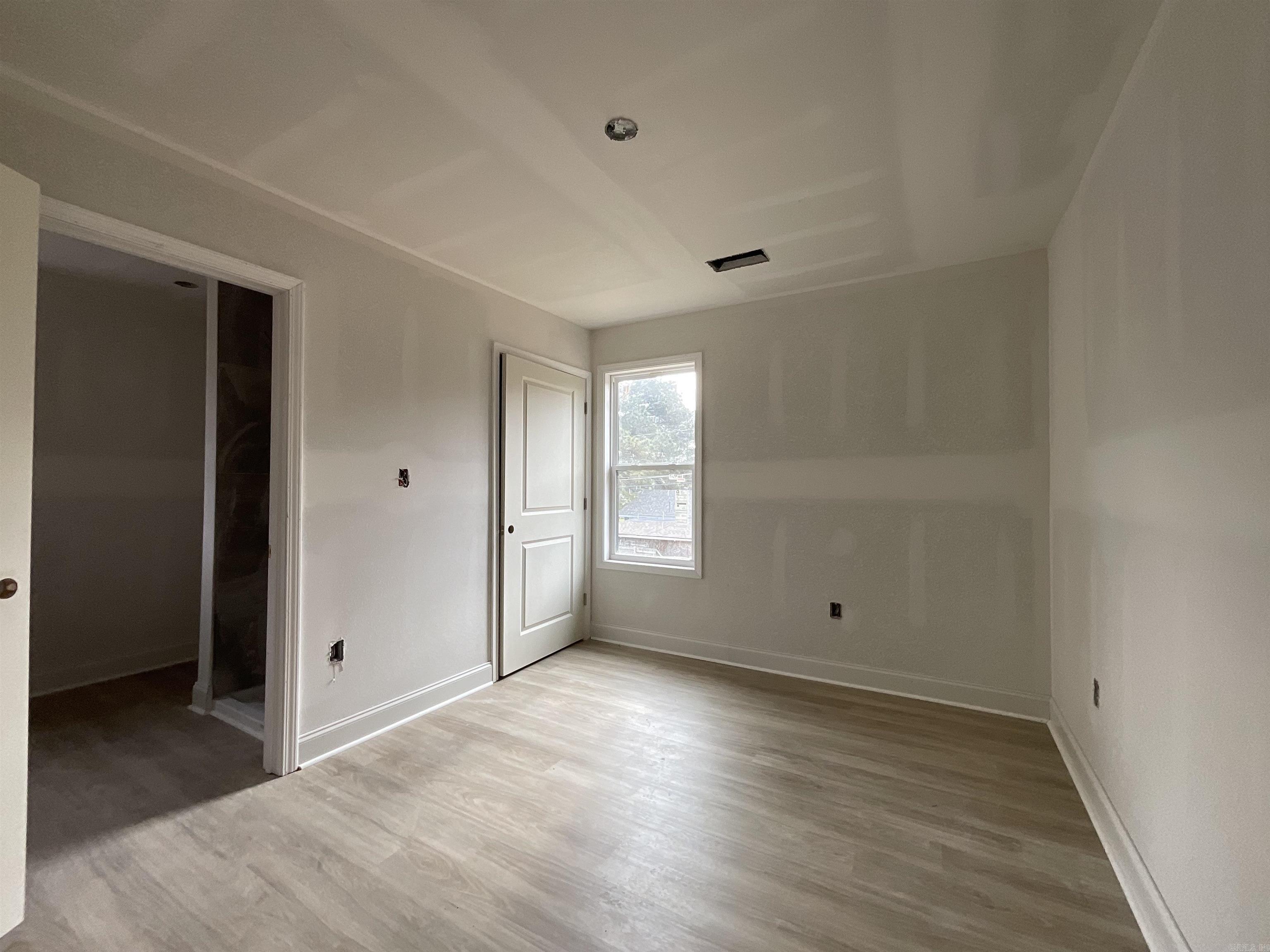 409 & 411 E Center  Jacksonville, AR