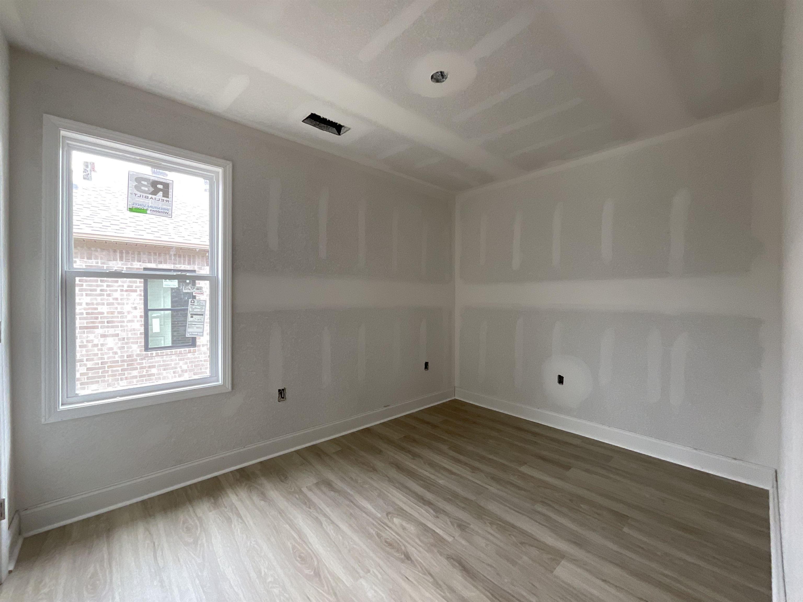 409 & 411 E Center  Jacksonville, AR