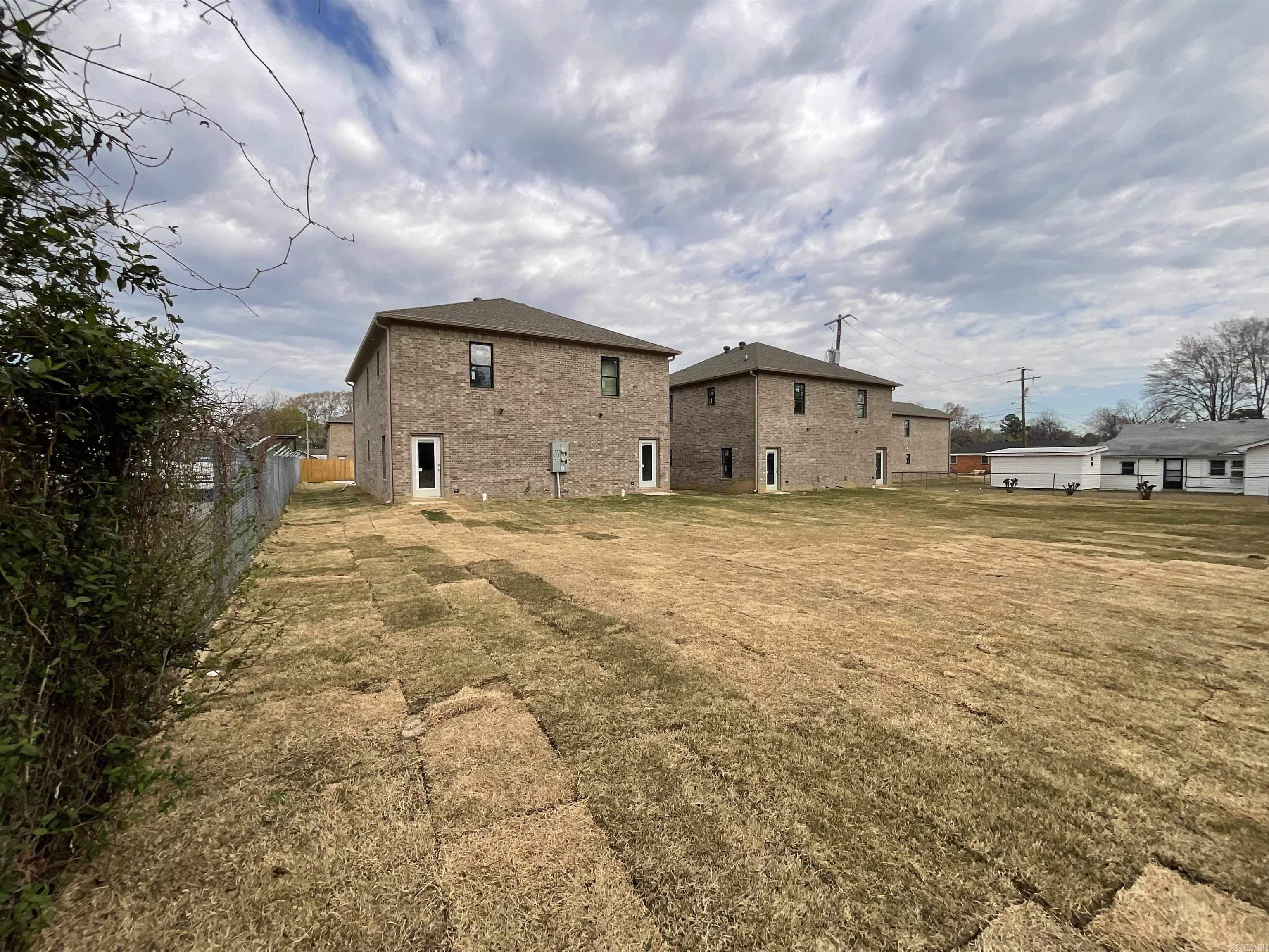 409 & 411 E Center  Jacksonville, AR