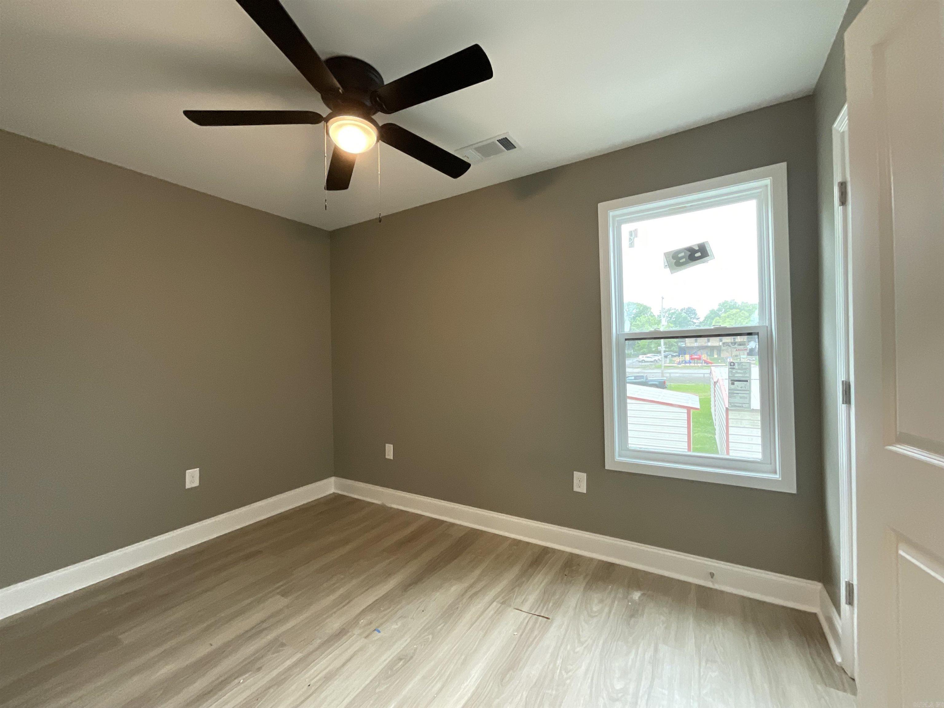 409 & 411 E Center  Jacksonville, AR