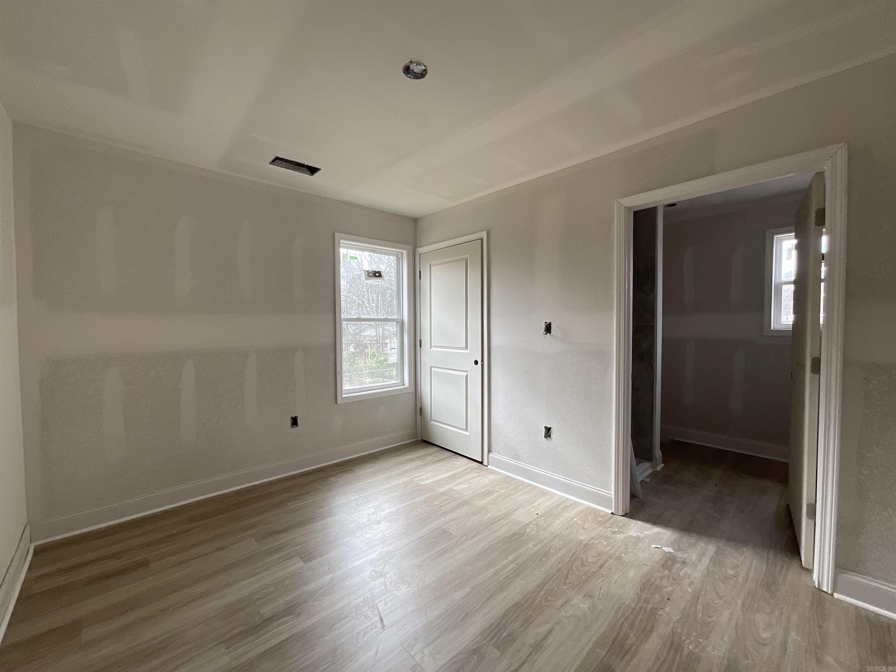 409 & 411 E Center  Jacksonville, AR