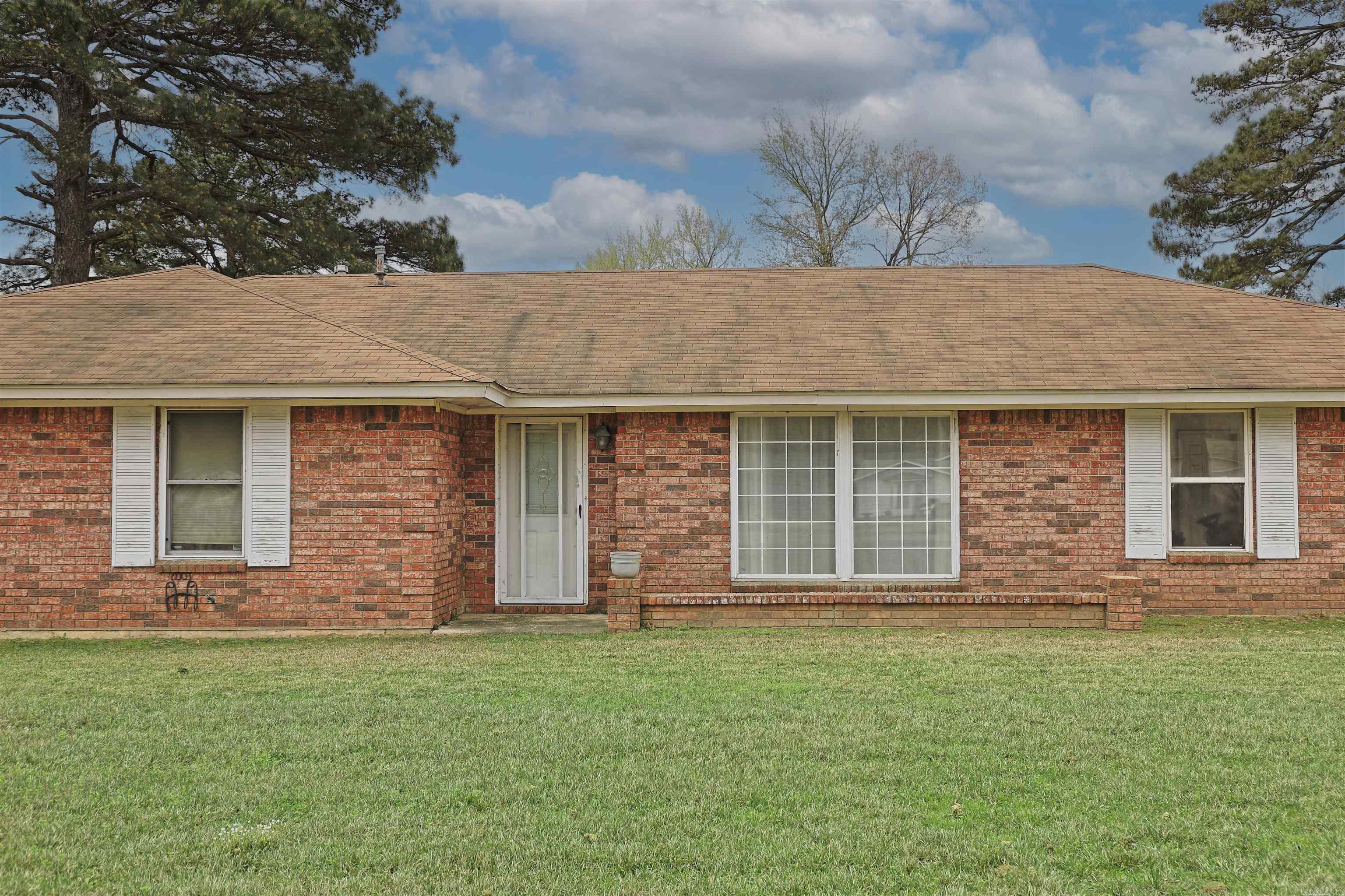 6800 Sunset Road  White Hall, AR