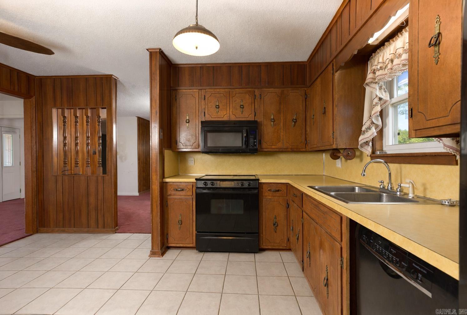 6800 Sunset Road  White Hall, AR