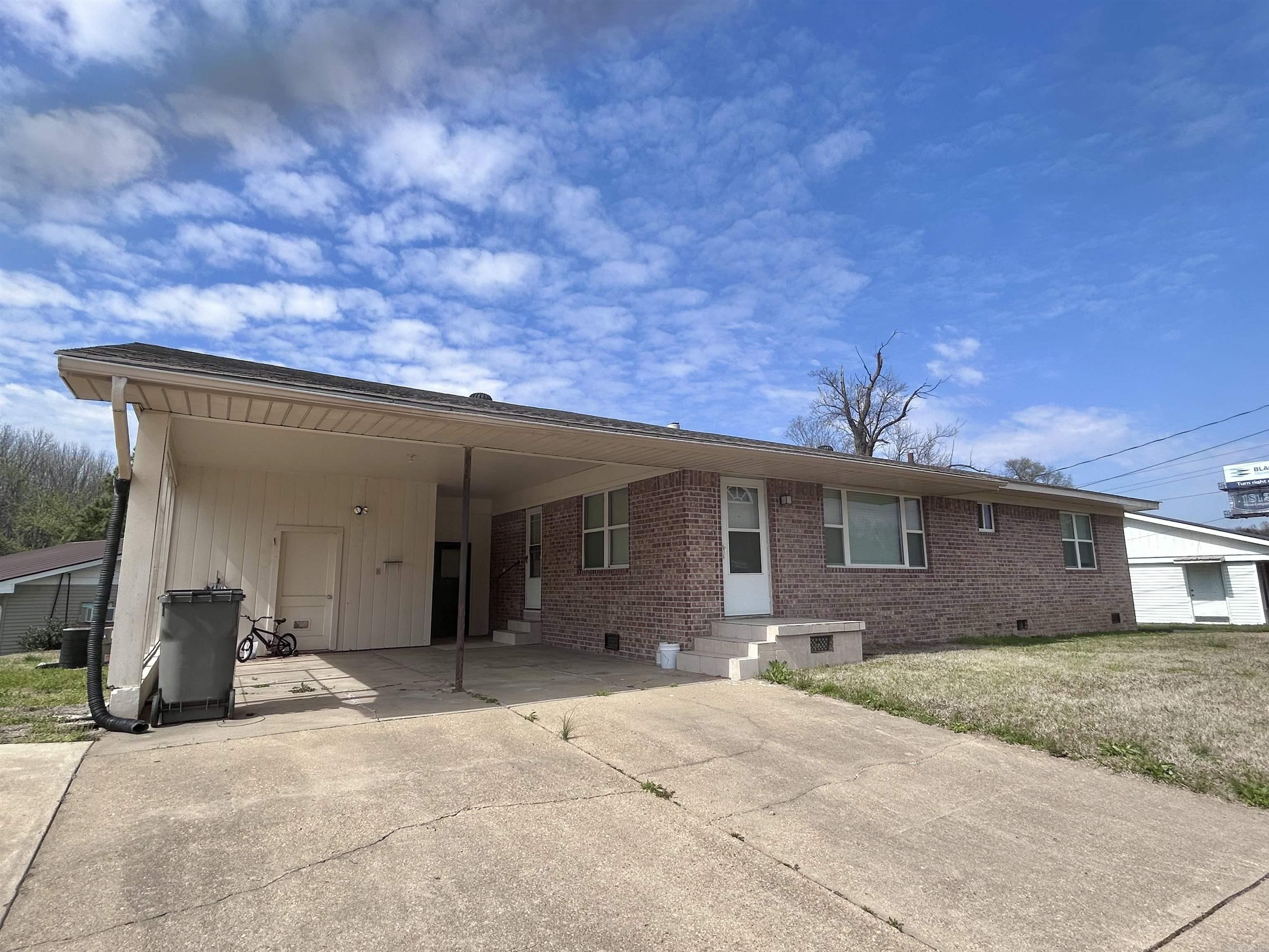 2212 Linwood  Paragould, AR