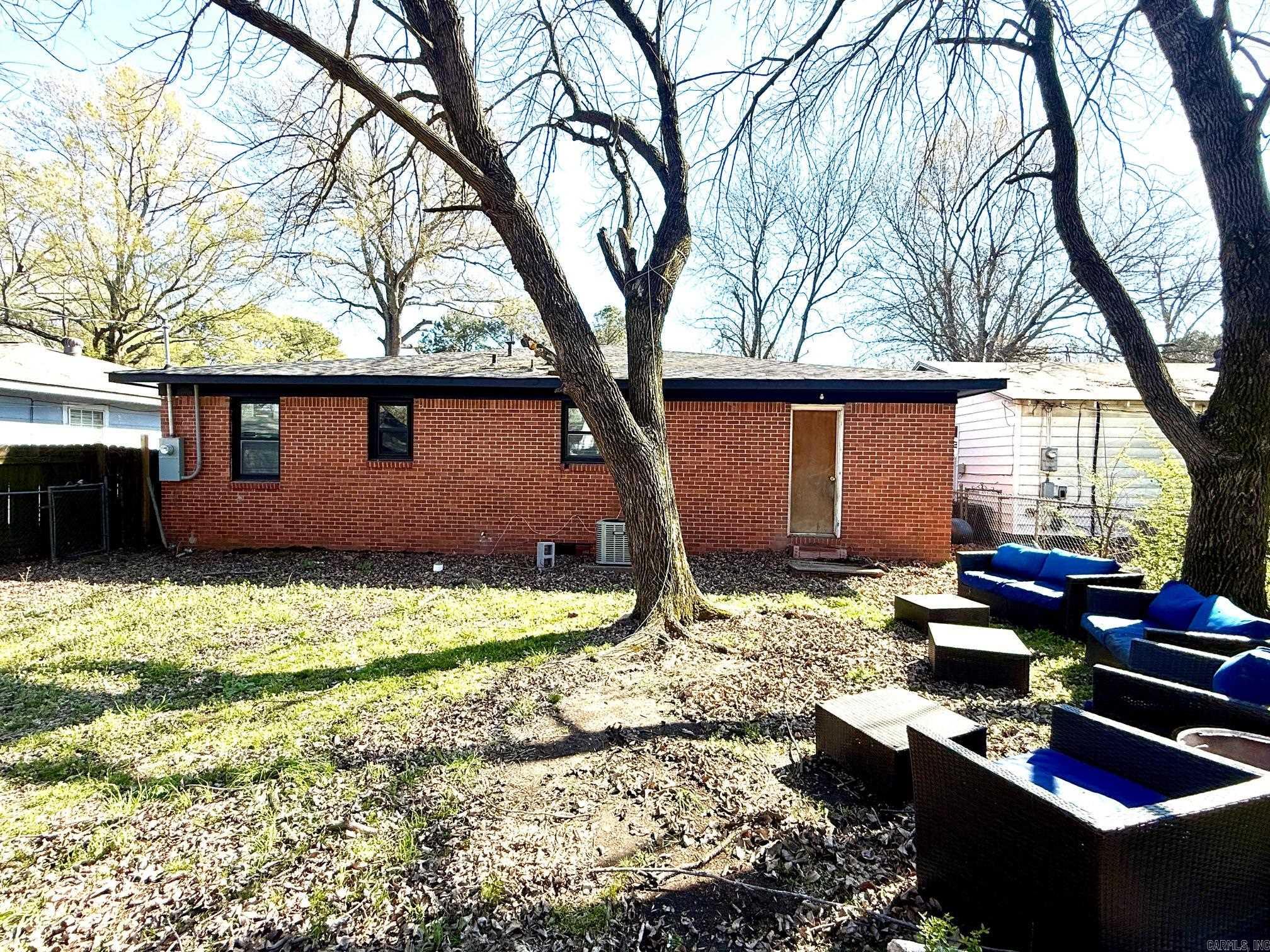 802 W 5th  Stuttgart, AR