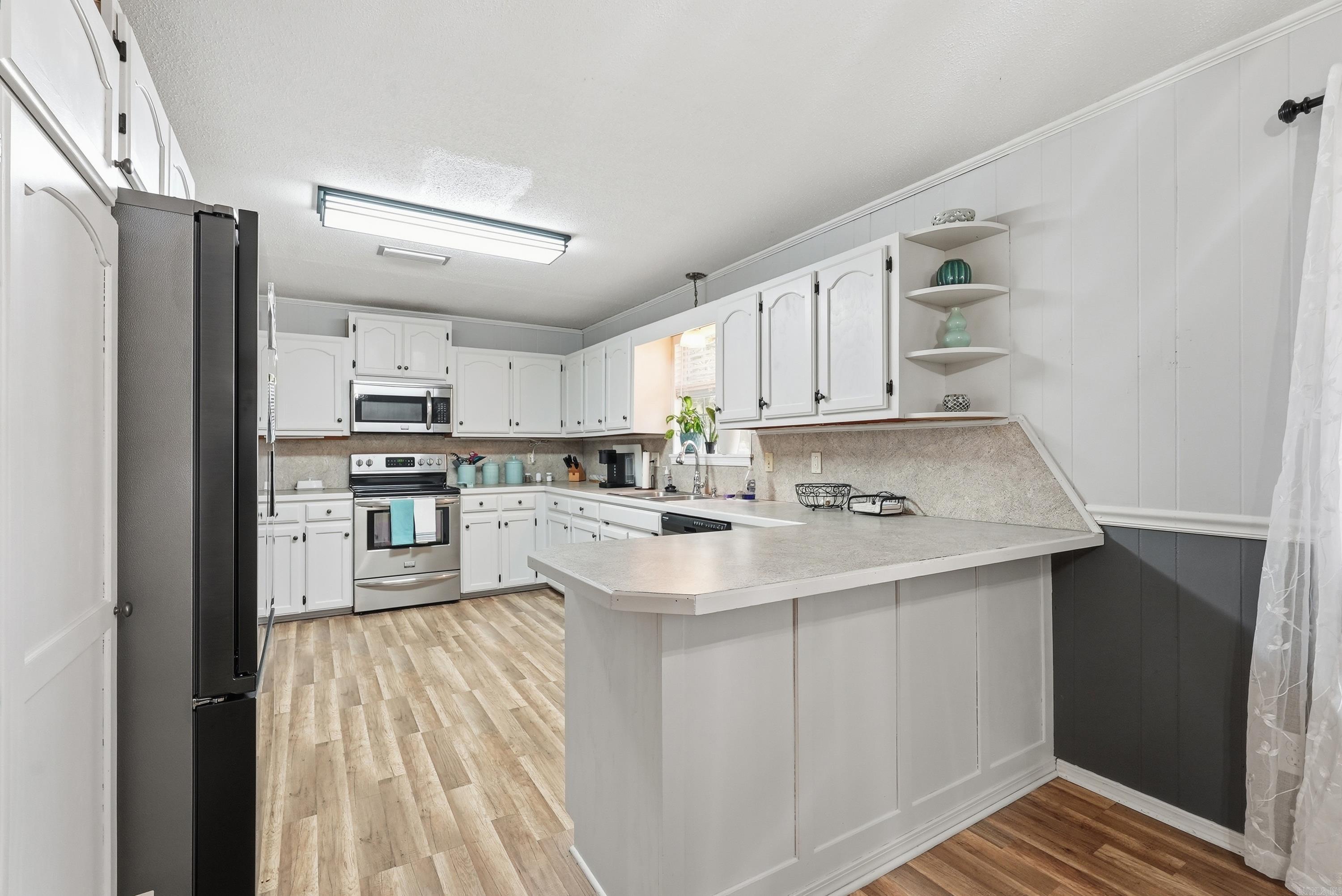 110 Cliff  Fairfield Bay, AR