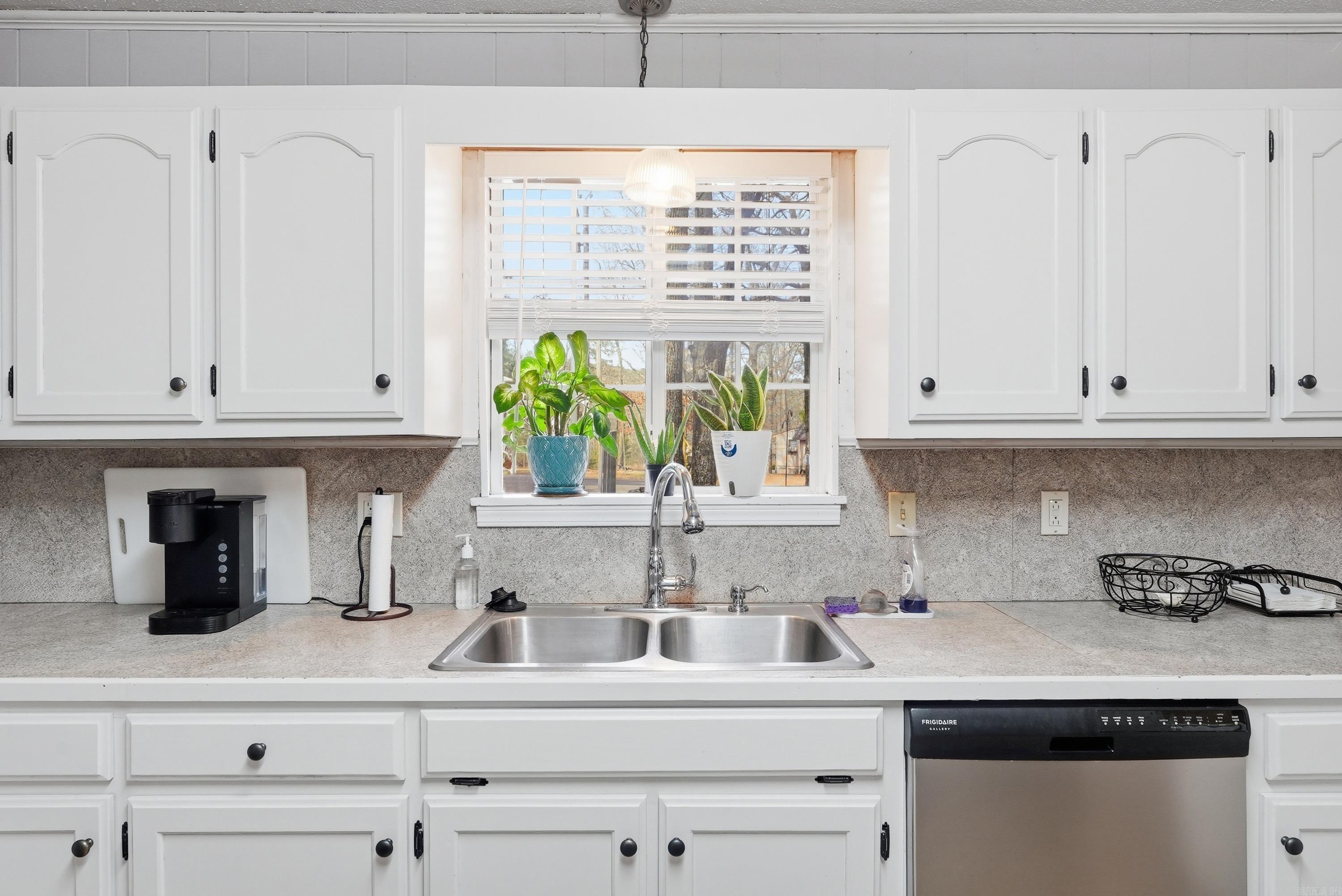 110 Cliff  Fairfield Bay, AR