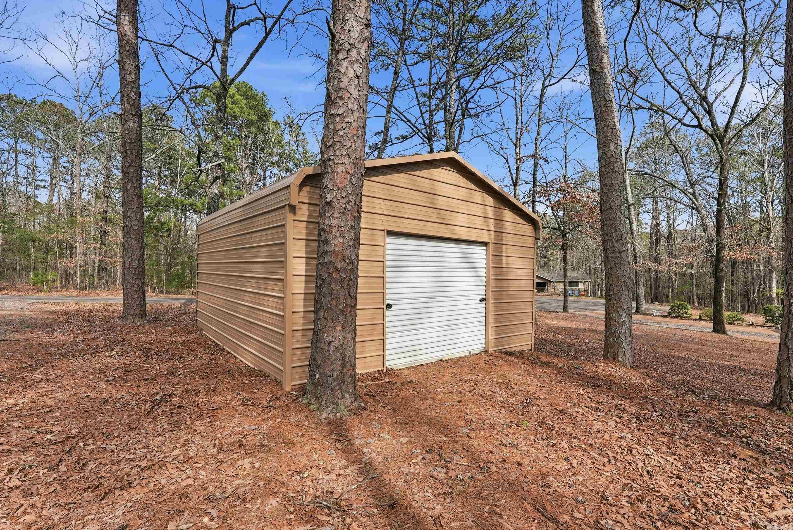 110 Cliff  Fairfield Bay, AR