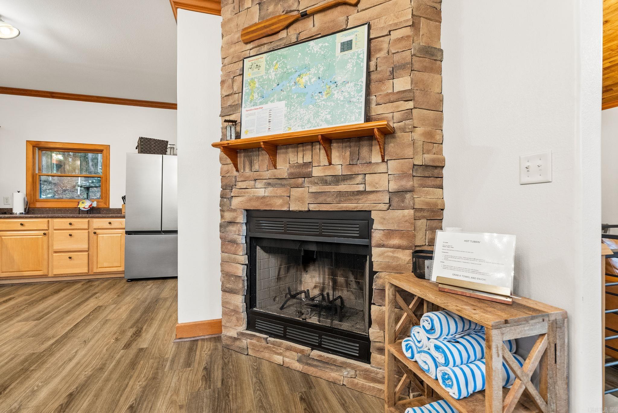 4299 Lake Drive  Clinton, AR