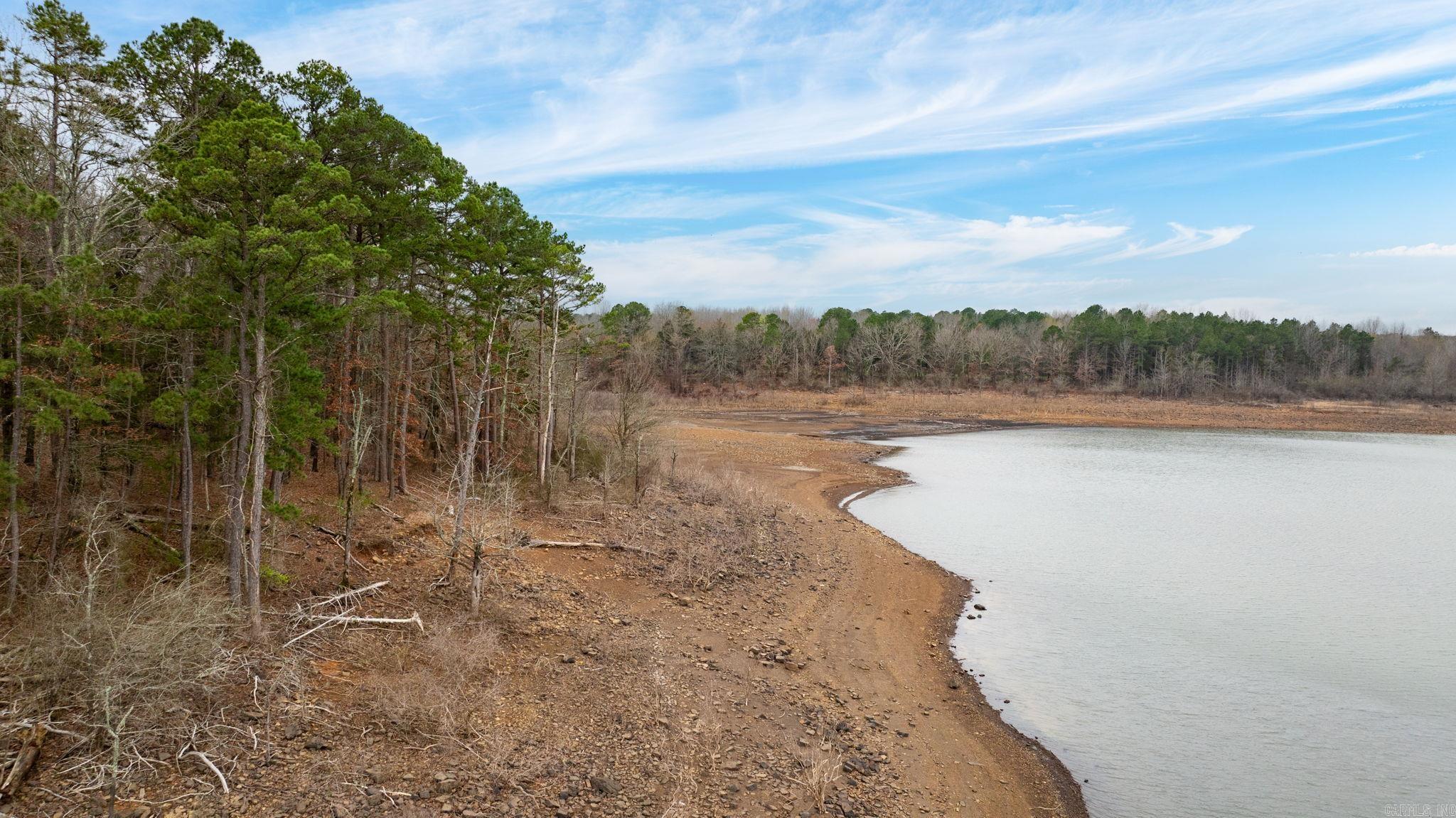 4299 Lake Drive  Clinton, AR