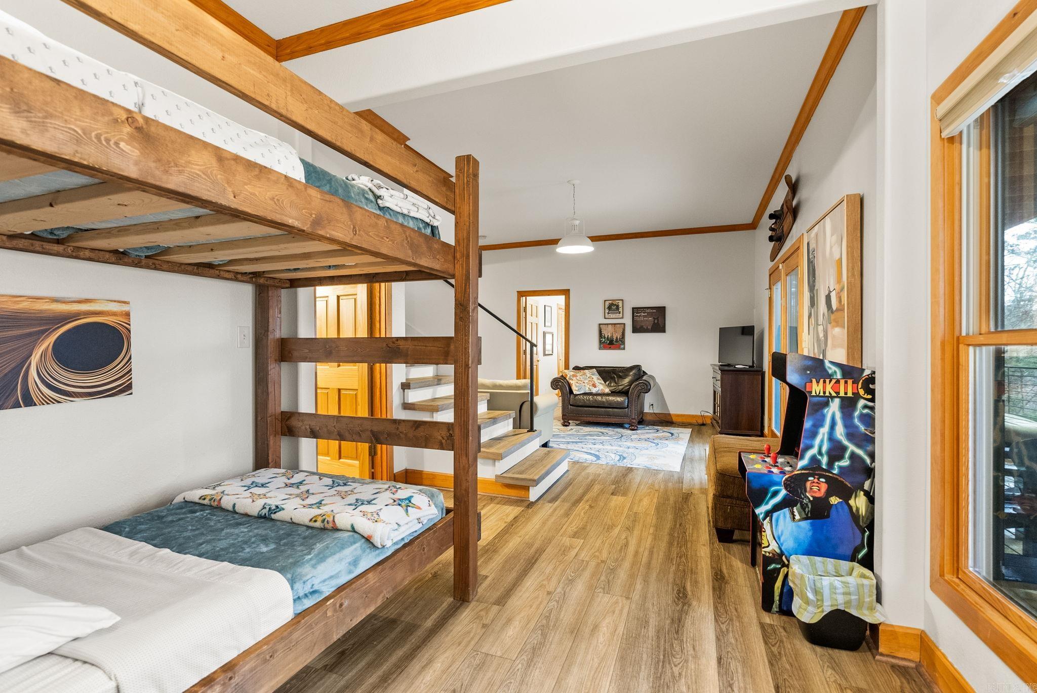 4299 Lake Drive  Clinton, AR